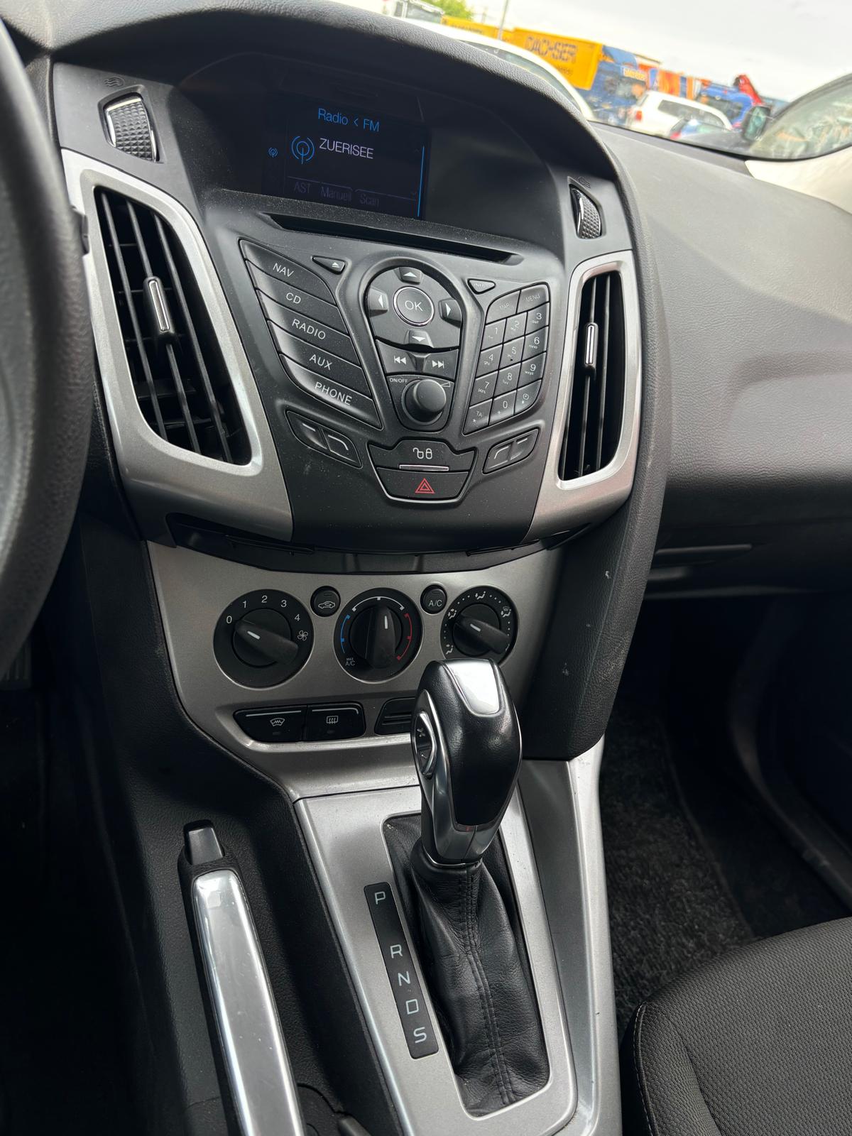 FORD Focus 2.0 TDCi Trend PowerShift-image-7