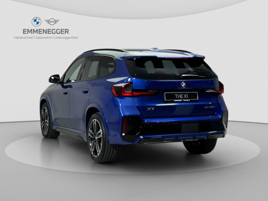 BMW X1 xDrive 23i 48V M Sport-showroom-element-2
