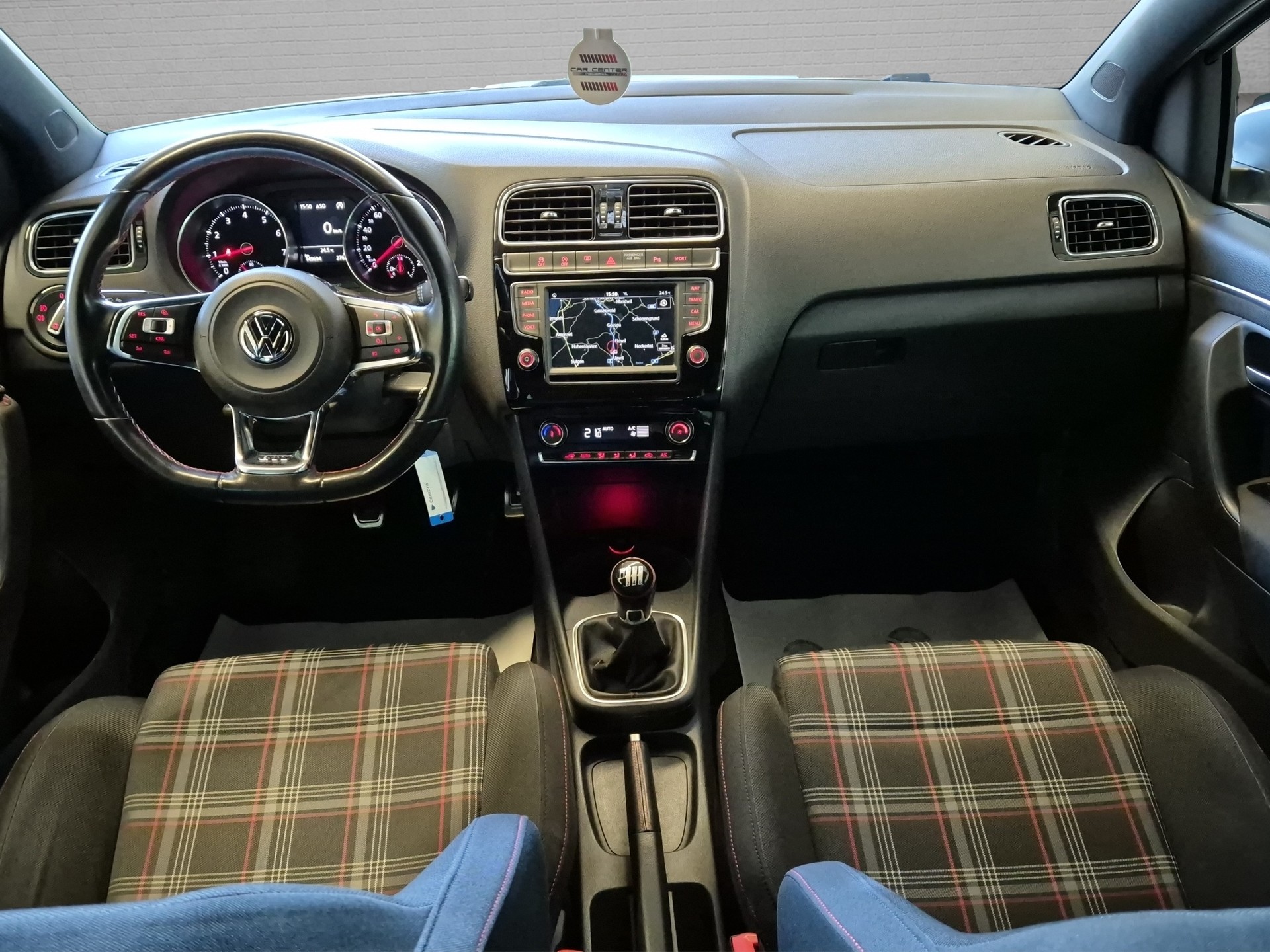 VW Polo 1.8 TSI GTI-image-15