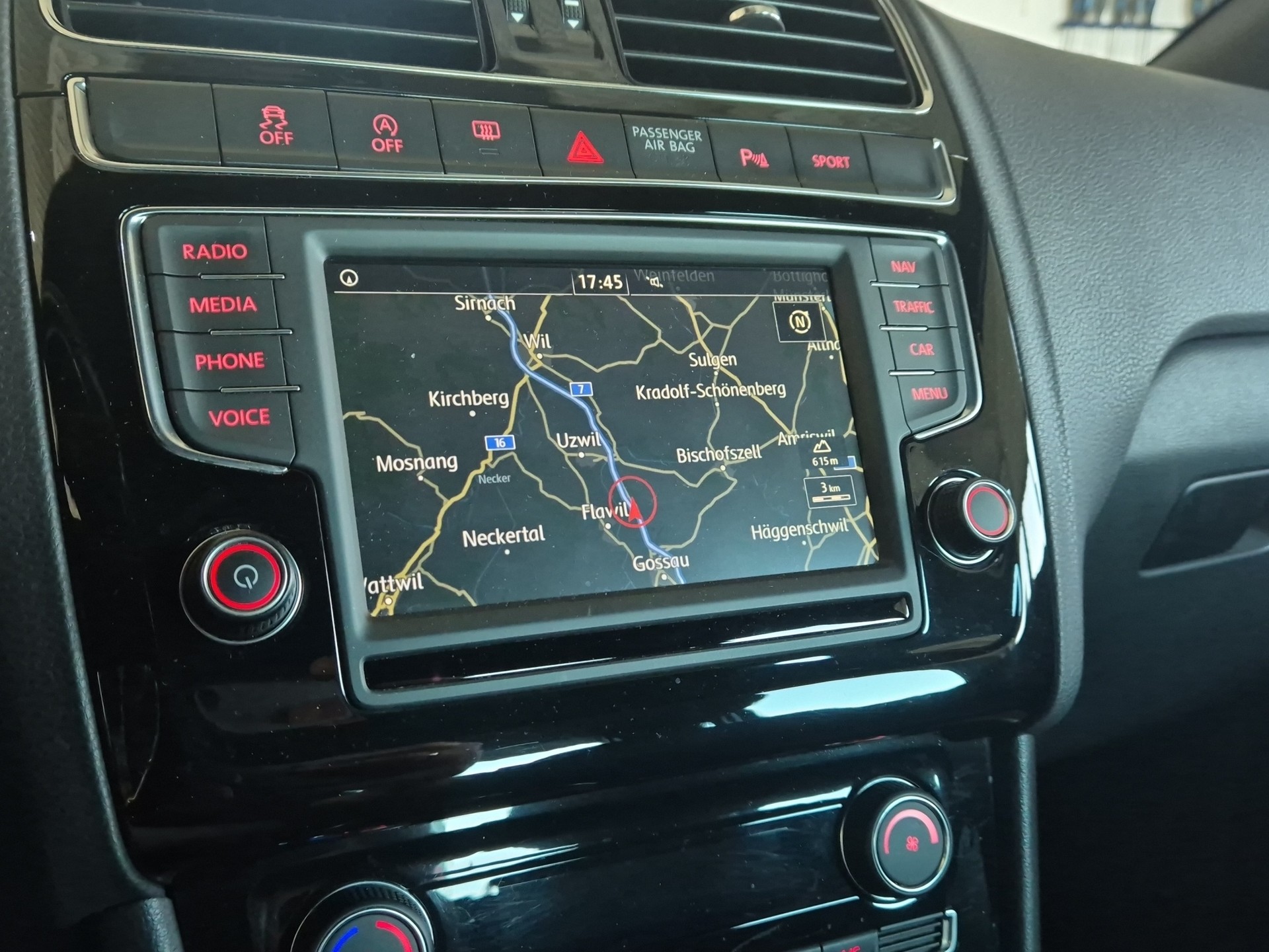 VW Polo 1.8 TSI GTI-image-23