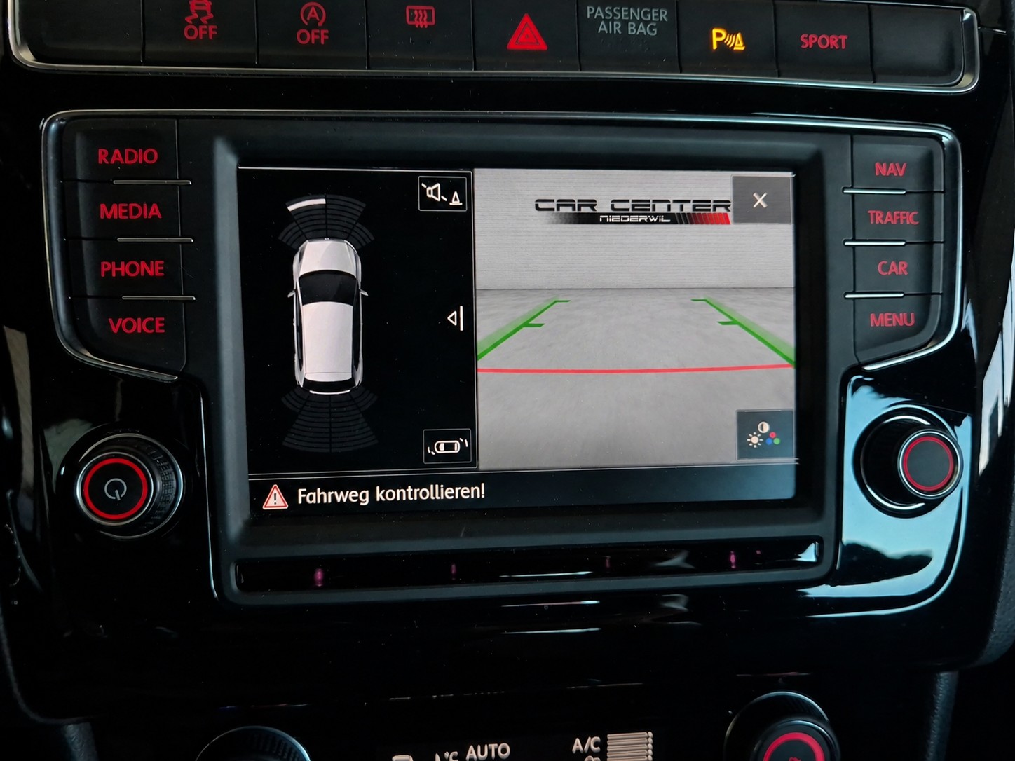 VW Polo 1.8 TSI GTI-image-24