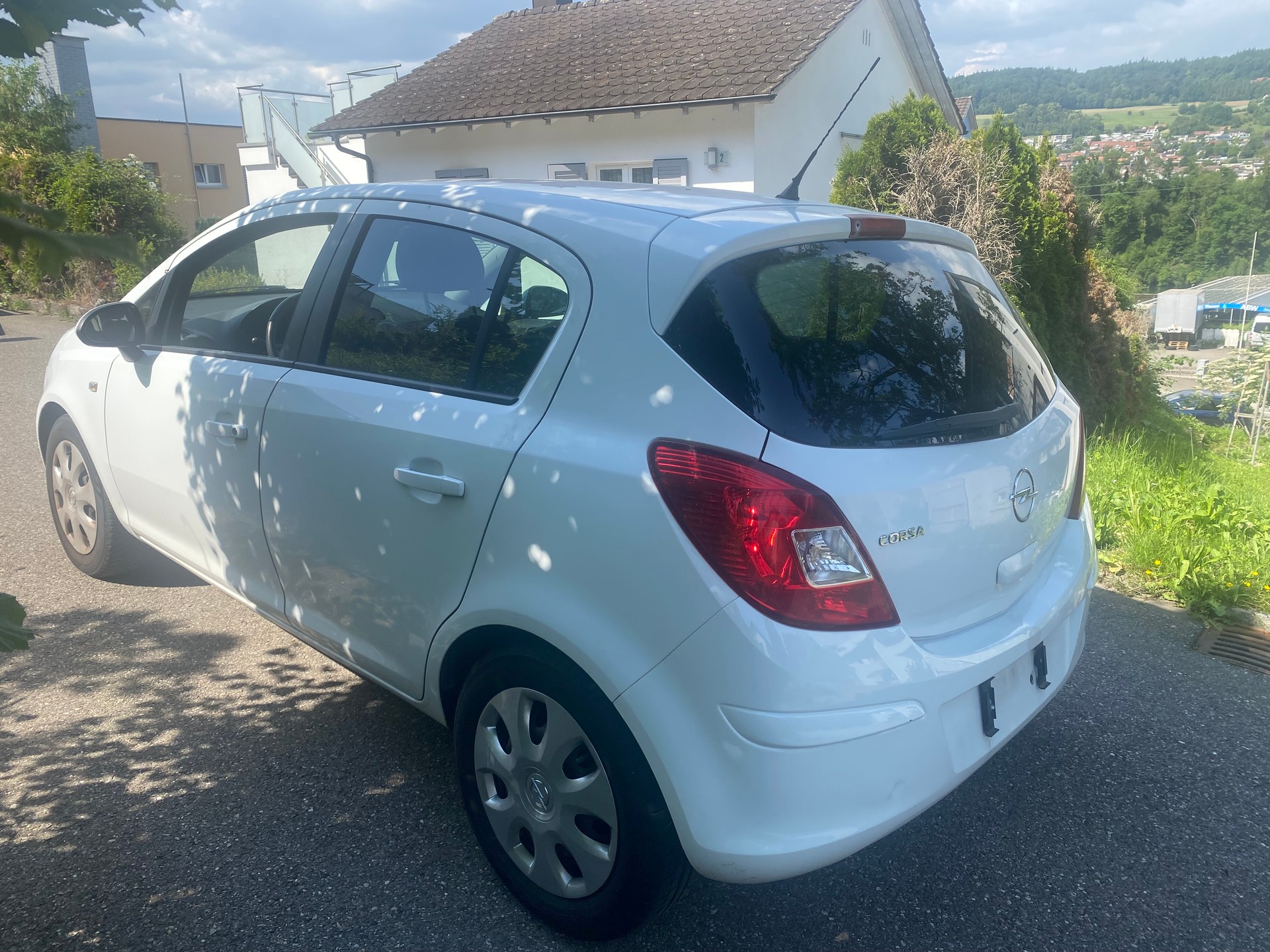 OPEL Corsa 1.4 TP Color Edition-image-3