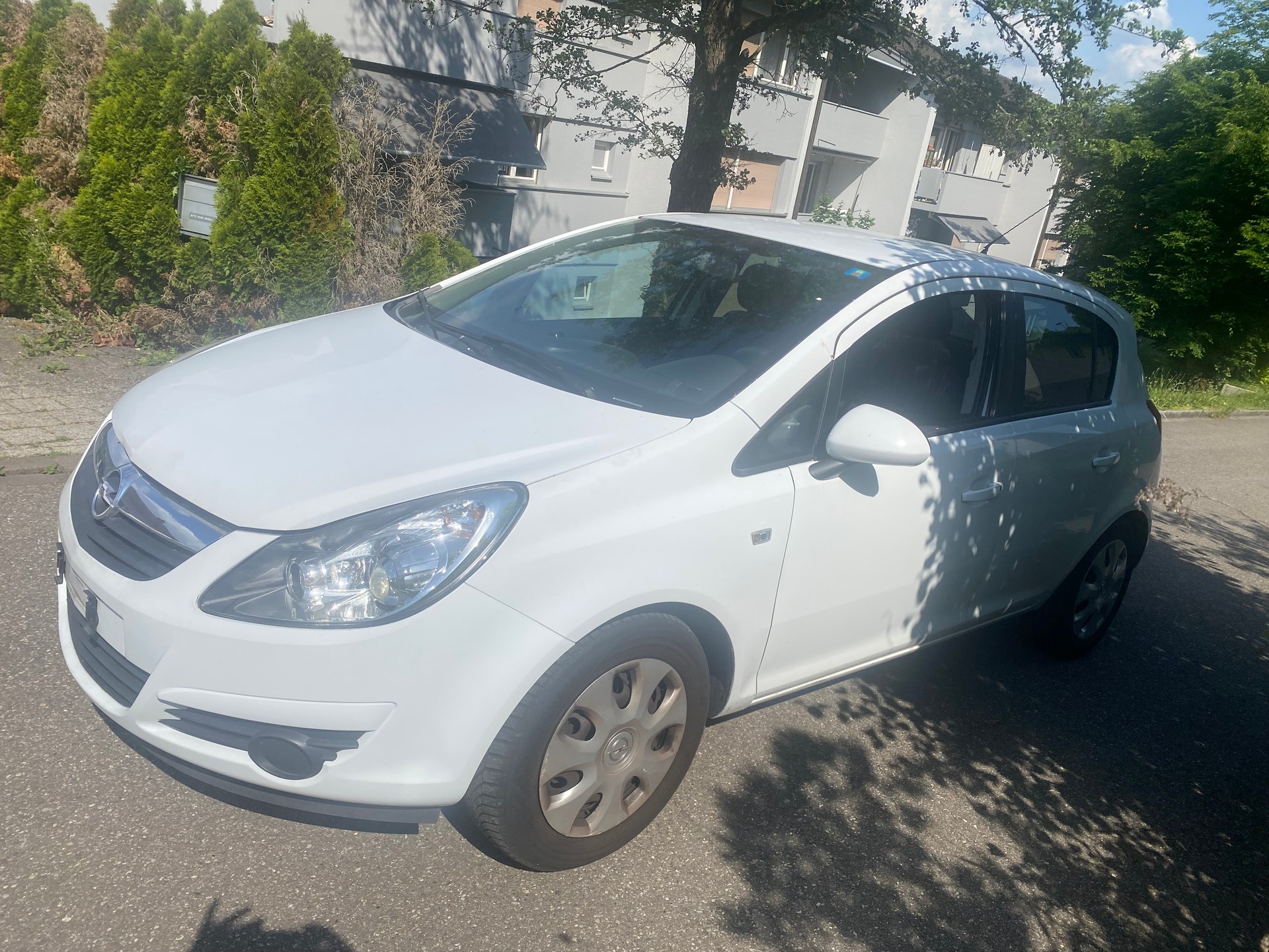 OPEL Corsa 1.4 TP Color Edition-image-2