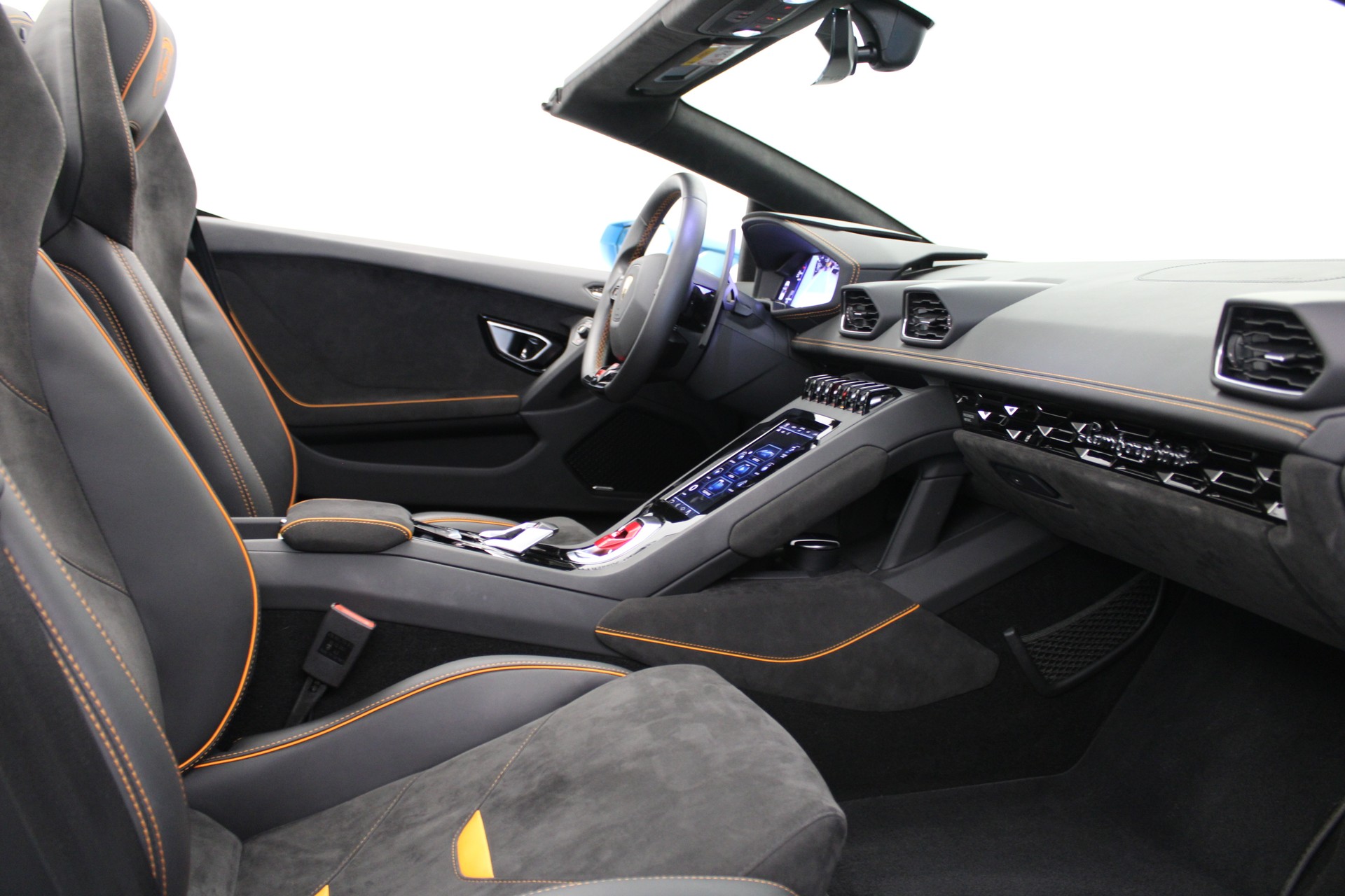 LAMBORGHINI Huracan LP610-2 Spyder RWD-image-6