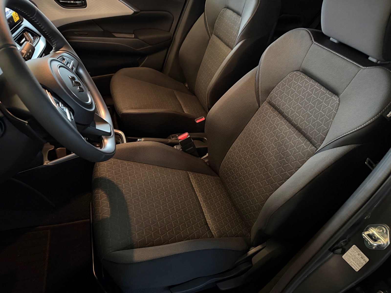 SUZUKI Swift 1.2 Compact Top Hybrid-image-8