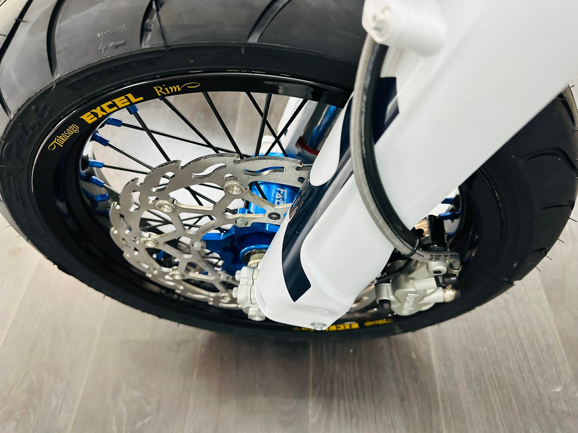 HUSQVARNA FE 501 Supermoto-image-9