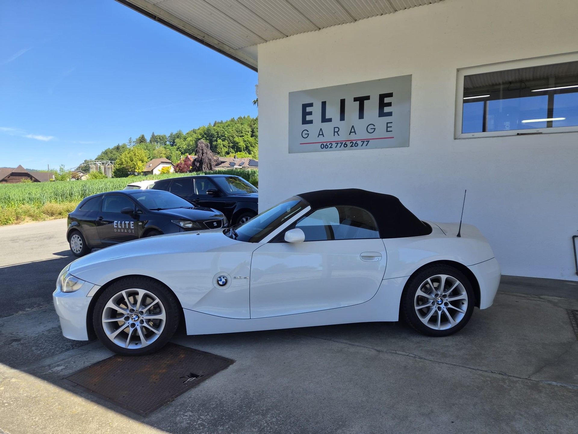 BMW Z4 3.0si Roadster-image-1