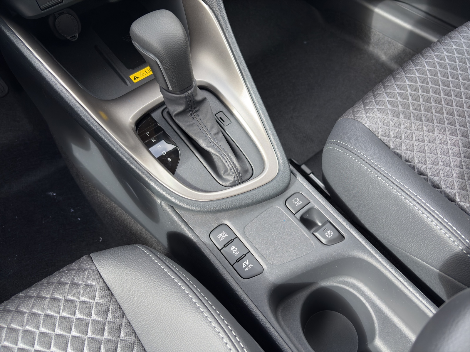 MAZDA 2 Hybrid Homura-image-12