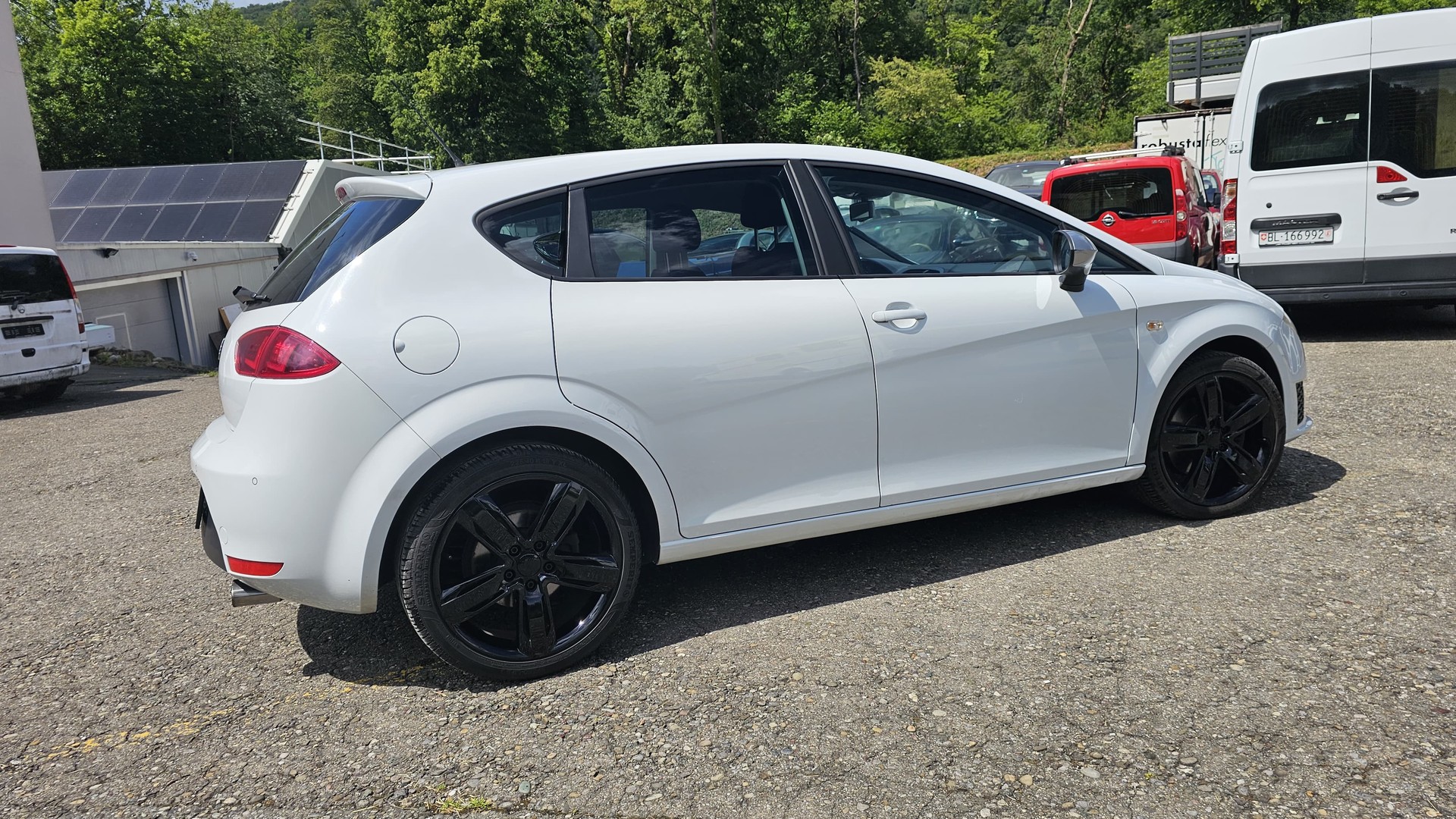 SEAT Leon 2.0 TSI FR DSG-image-4