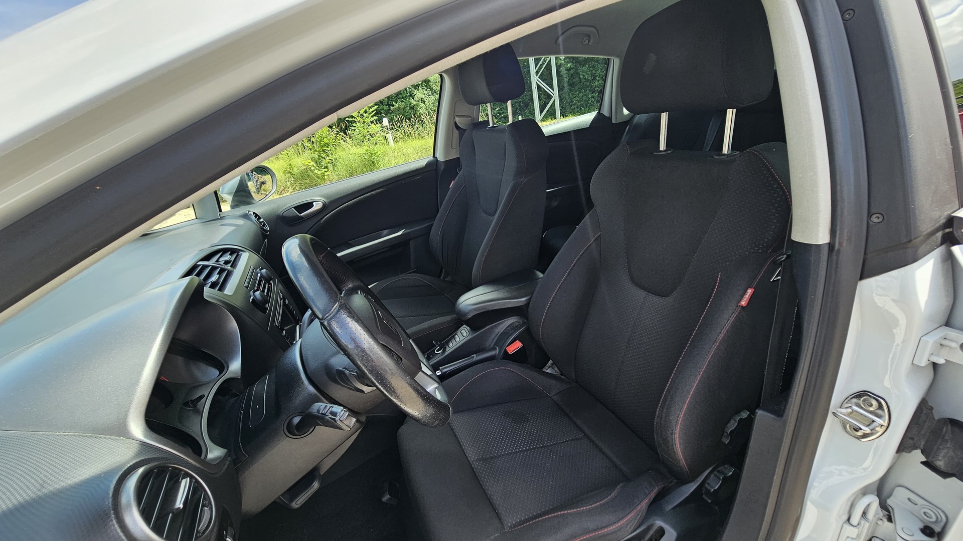 SEAT Leon 2.0 TSI FR DSG-image-6