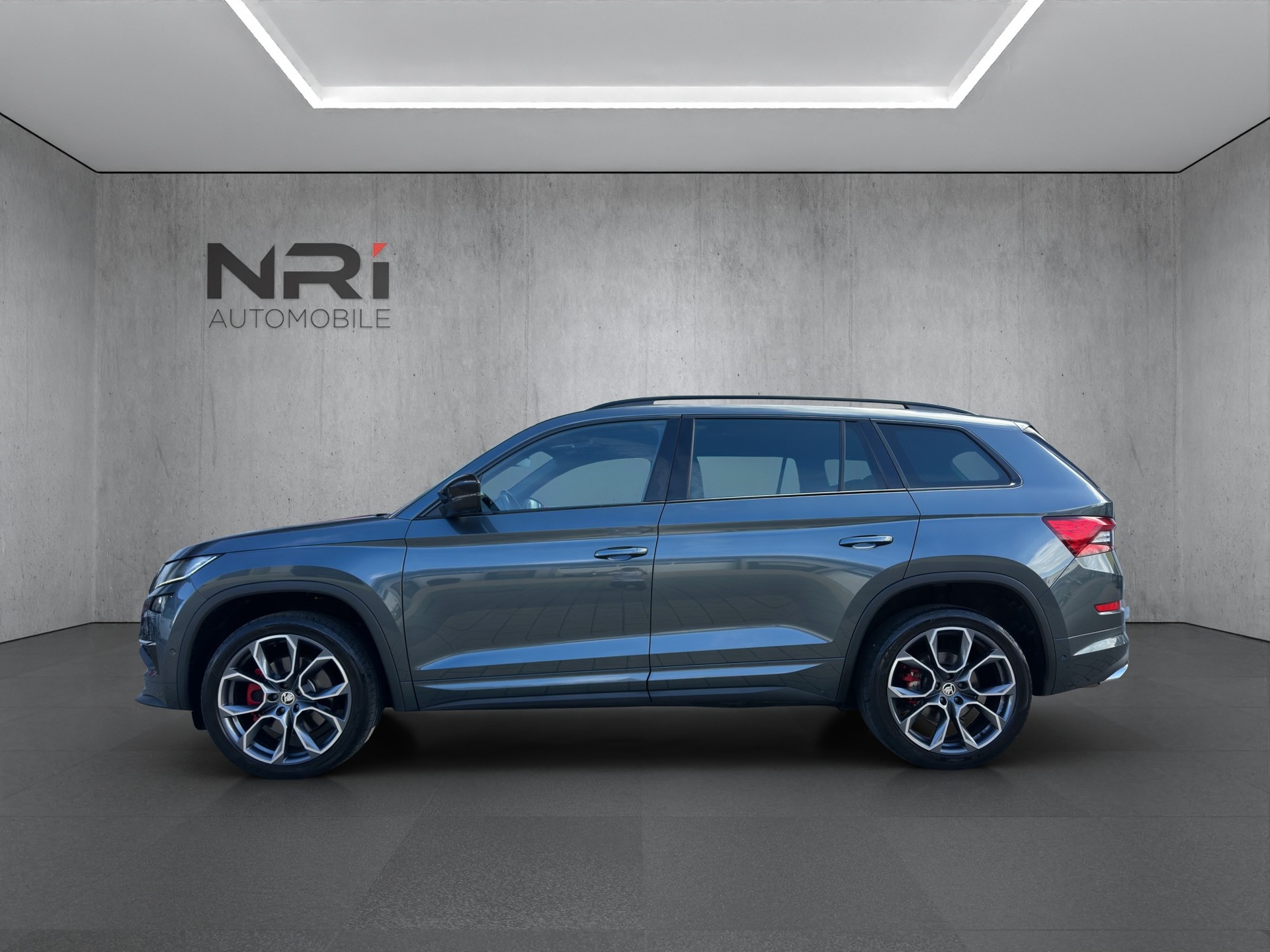 SKODA Kodiaq 2.0 TSI Dynamic-image-6