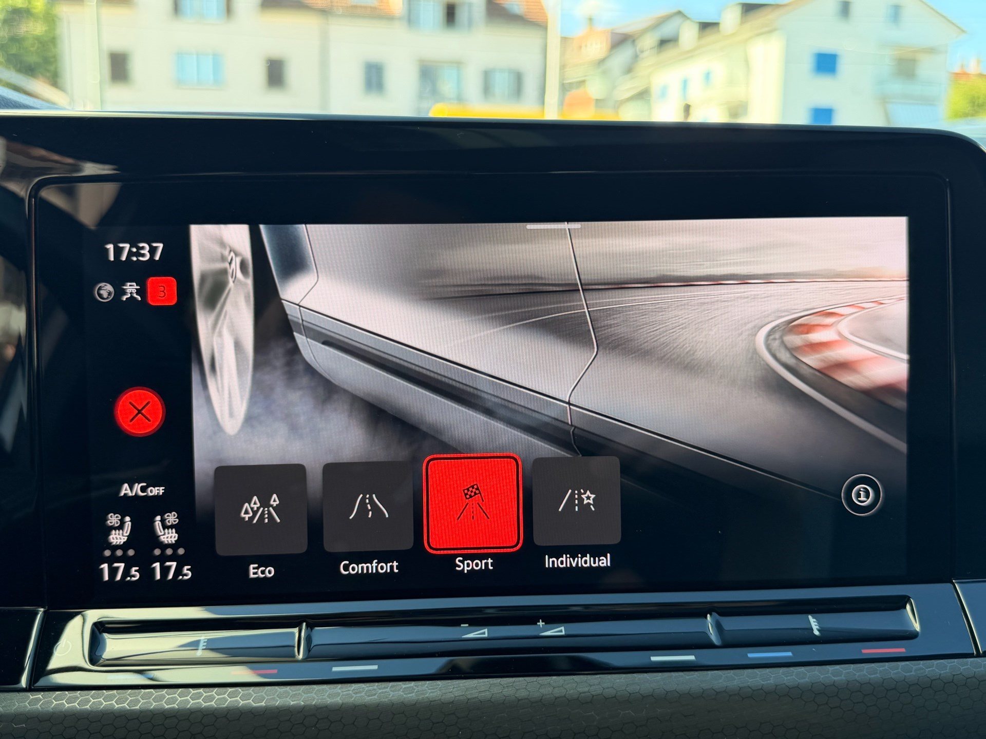 VW Golf GTI CLUBSPORT *** TOPAUSSTATTUNG MIT LEDER VIENNA ***-image-14