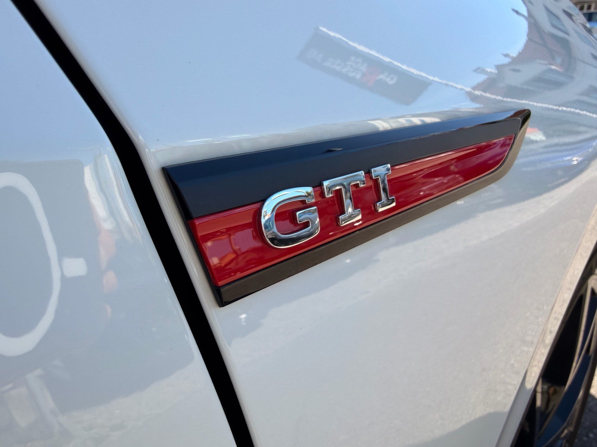 VW Golf GTI CLUBSPORT *** TOPAUSSTATTUNG MIT LEDER VIENNA ***-image-30