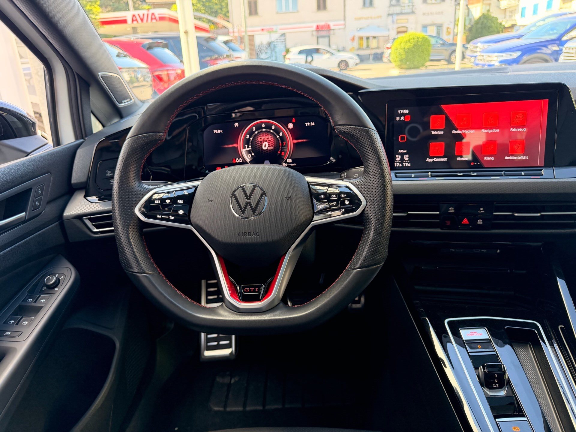 VW Golf GTI CLUBSPORT *** TOPAUSSTATTUNG MIT LEDER VIENNA ***-image-9