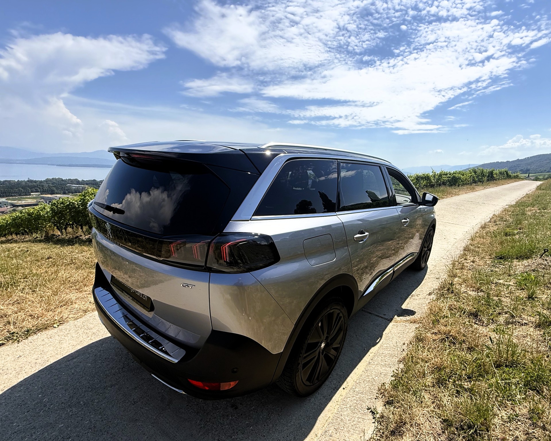 PEUGEOT 5008 1.6 Pure Tech GT Pack EAT8-image-5