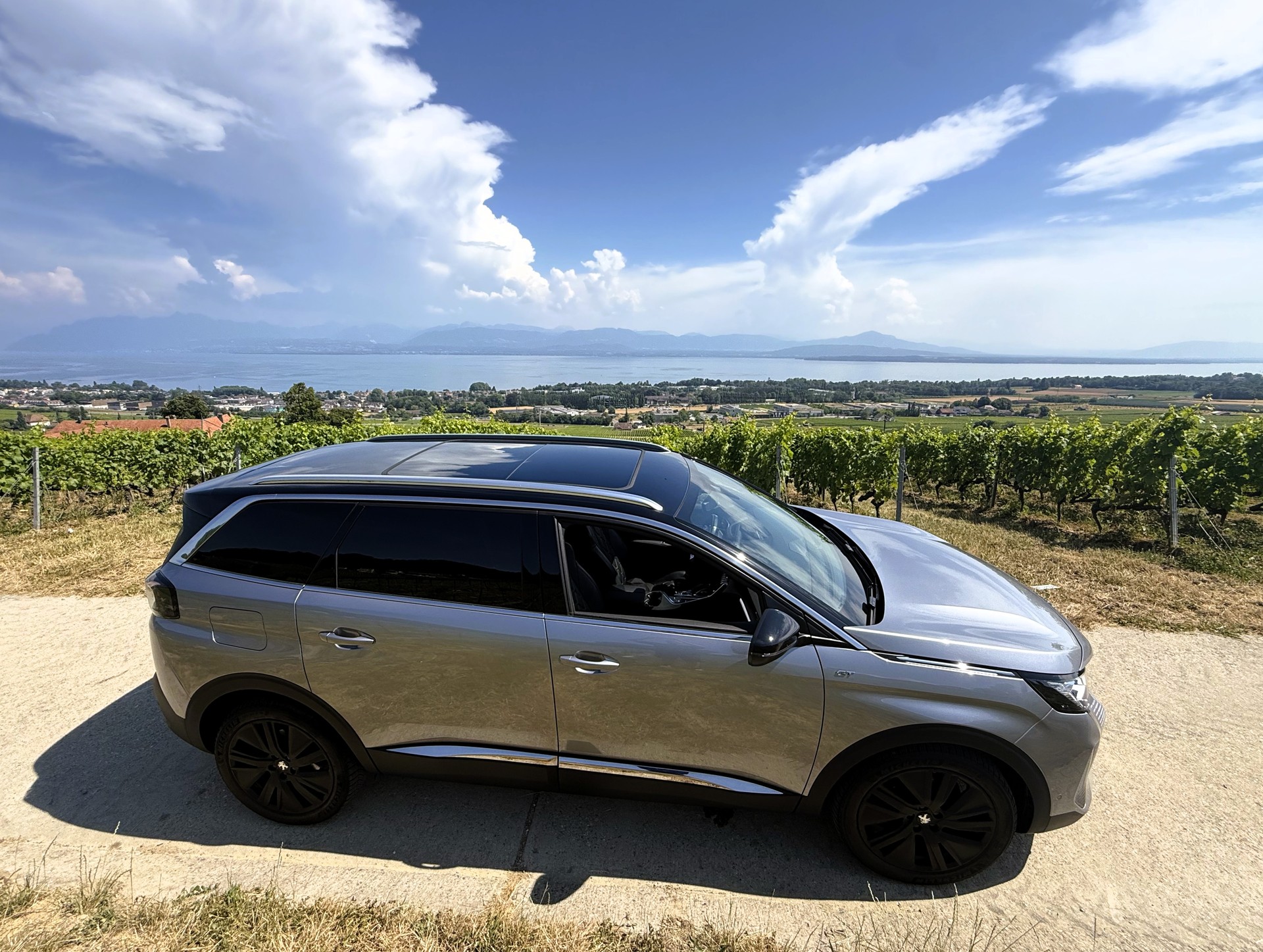 PEUGEOT 5008 1.6 Pure Tech GT Pack EAT8-image-8