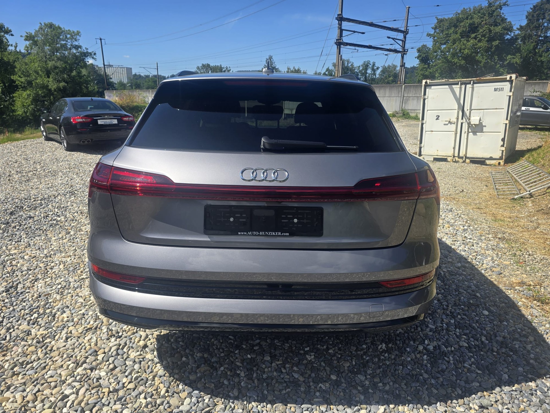 AUDI e-tron 55 S Line Black Edition quattro-image-11