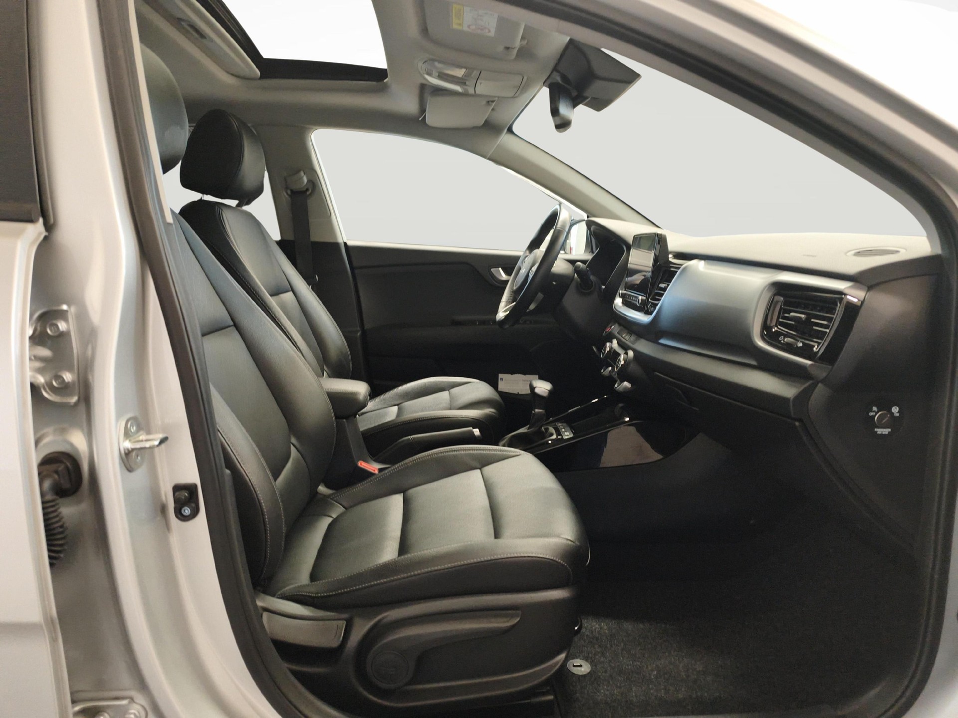 KIA Stonic 1.0 T-GDi Power Edition - Ruote invernali incluse-image-9