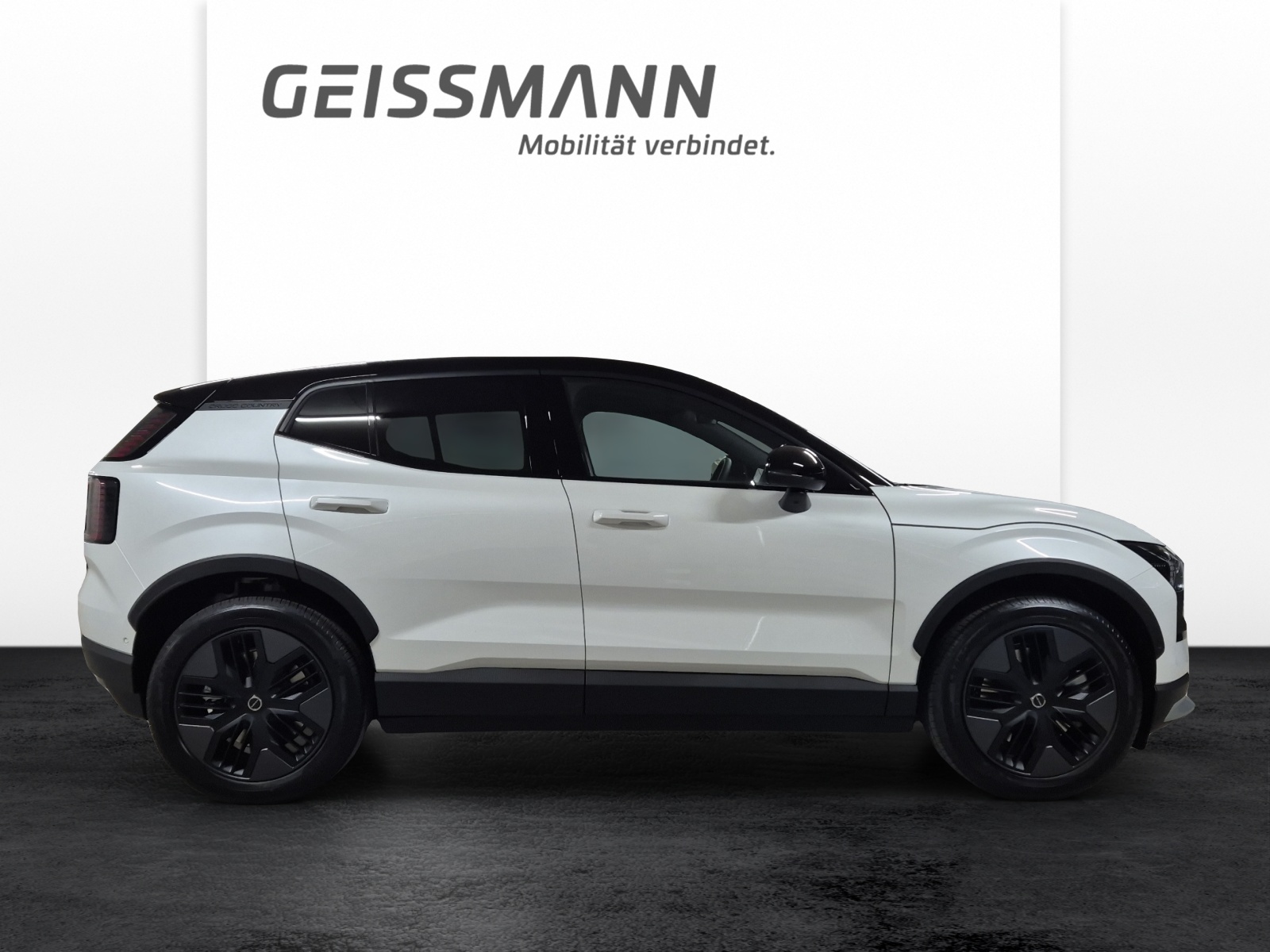 VOLVO EX30 CC E60 Twin Performance AWD-showroom-element-3