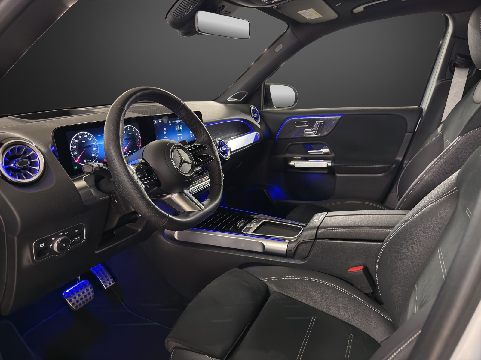 MERCEDES-BENZ GLB 220 4Matic 8G-Tronic-image-9