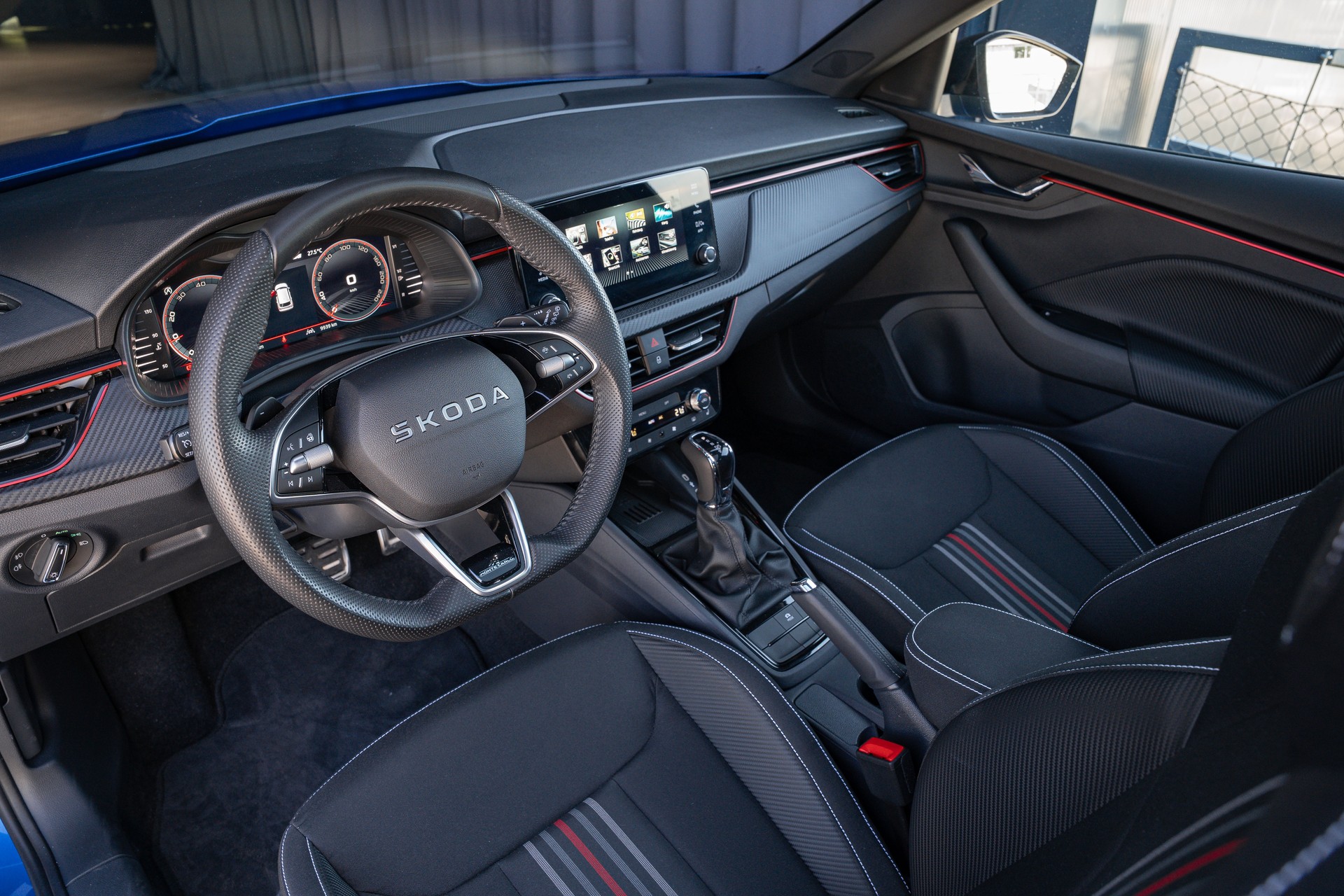 SKODA Kamiq 1.5 TSI Monte Carlo DSG-image-12
