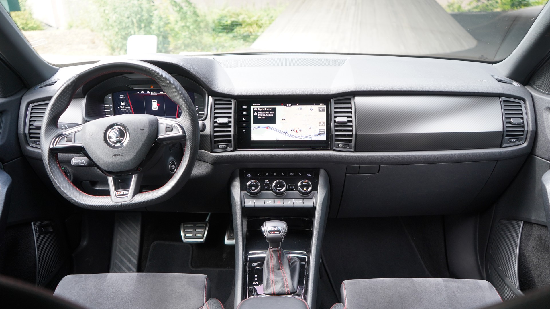 SKODA Kodiaq 2.0 Bi-TDI SCR RS 4x4 DSG-image-6
