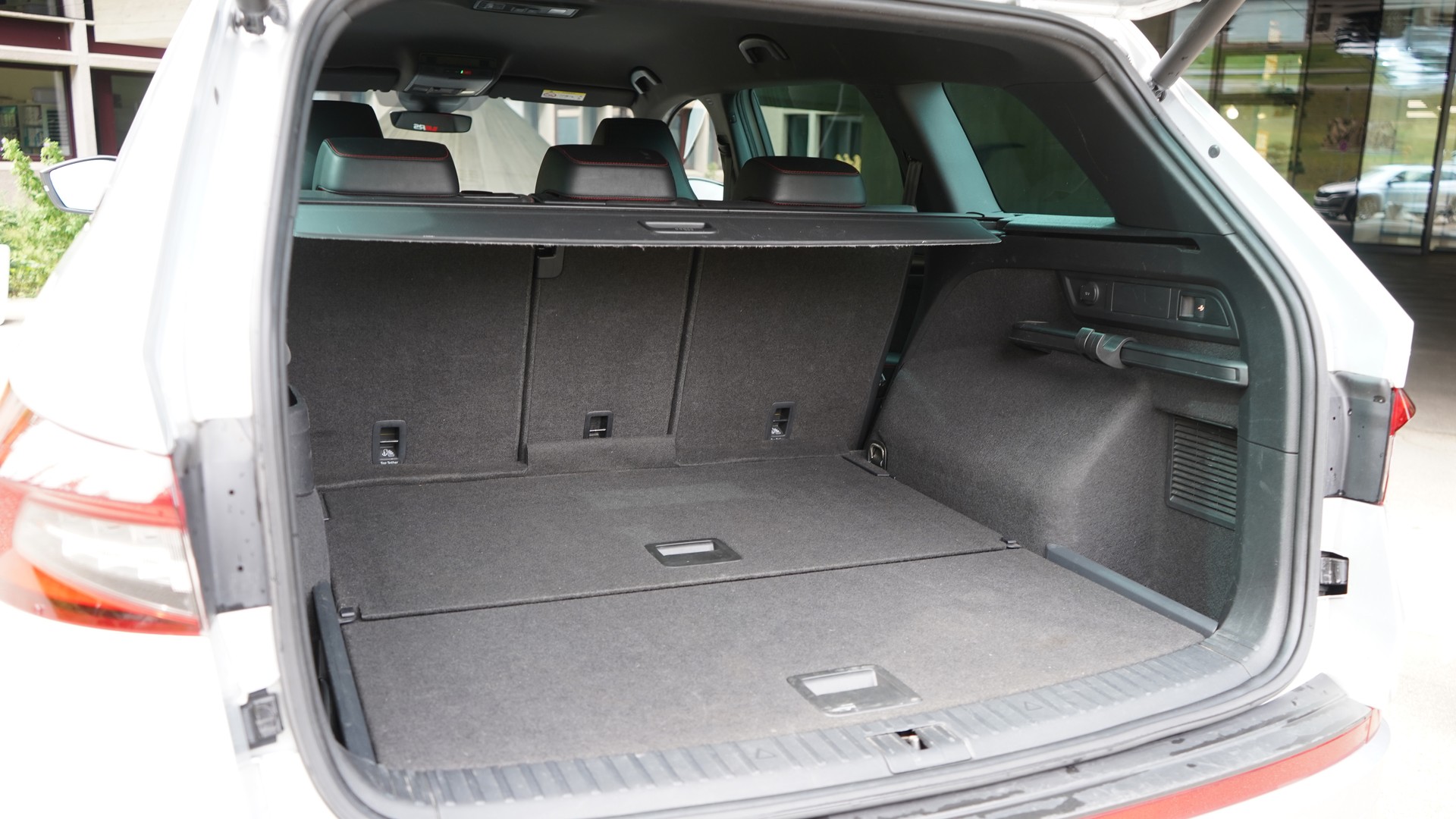 SKODA Kodiaq 2.0 Bi-TDI SCR RS 4x4 DSG-image-14
