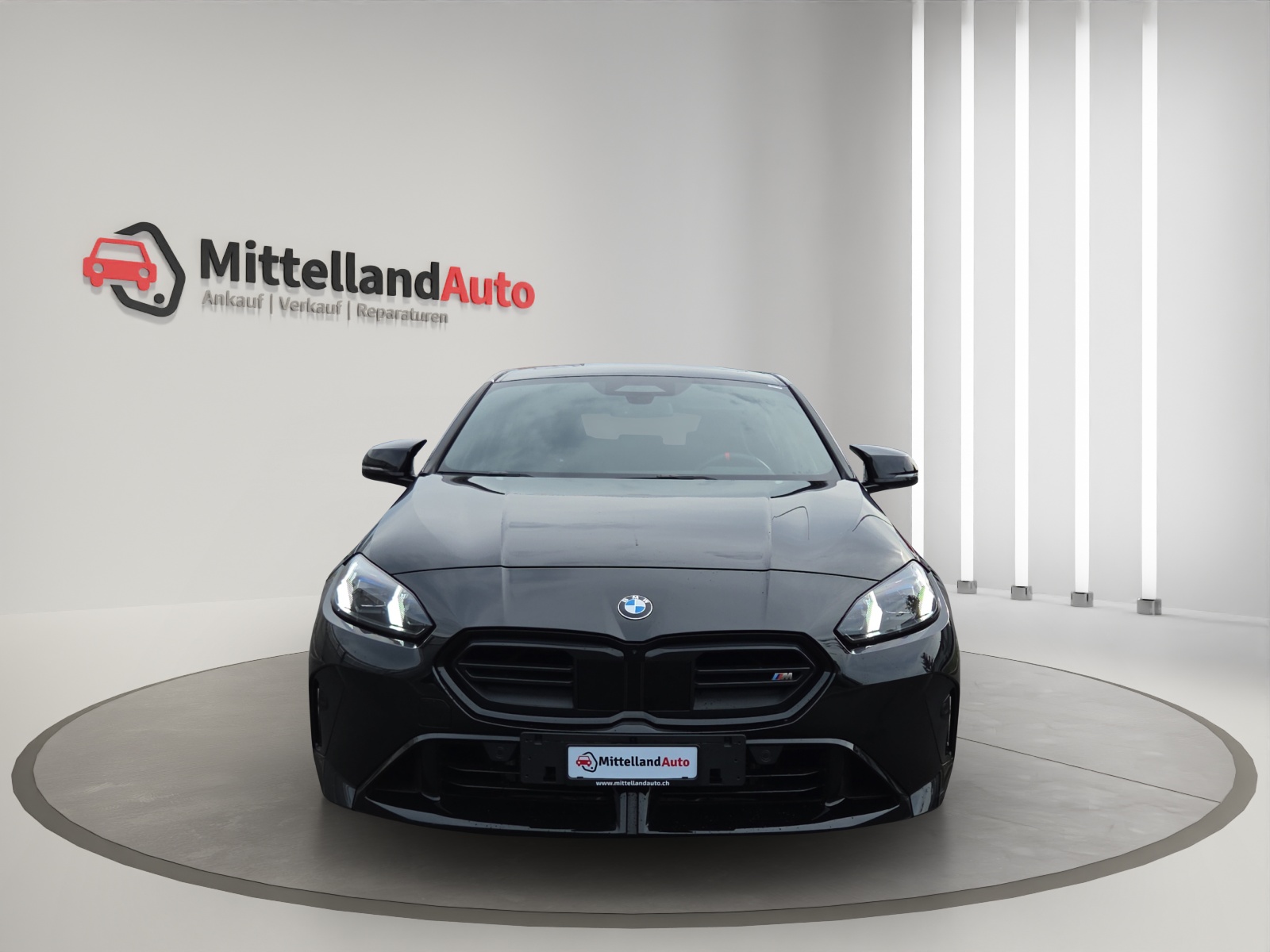 BMW M135 xDrive M Sport Pro-showroom-element-1