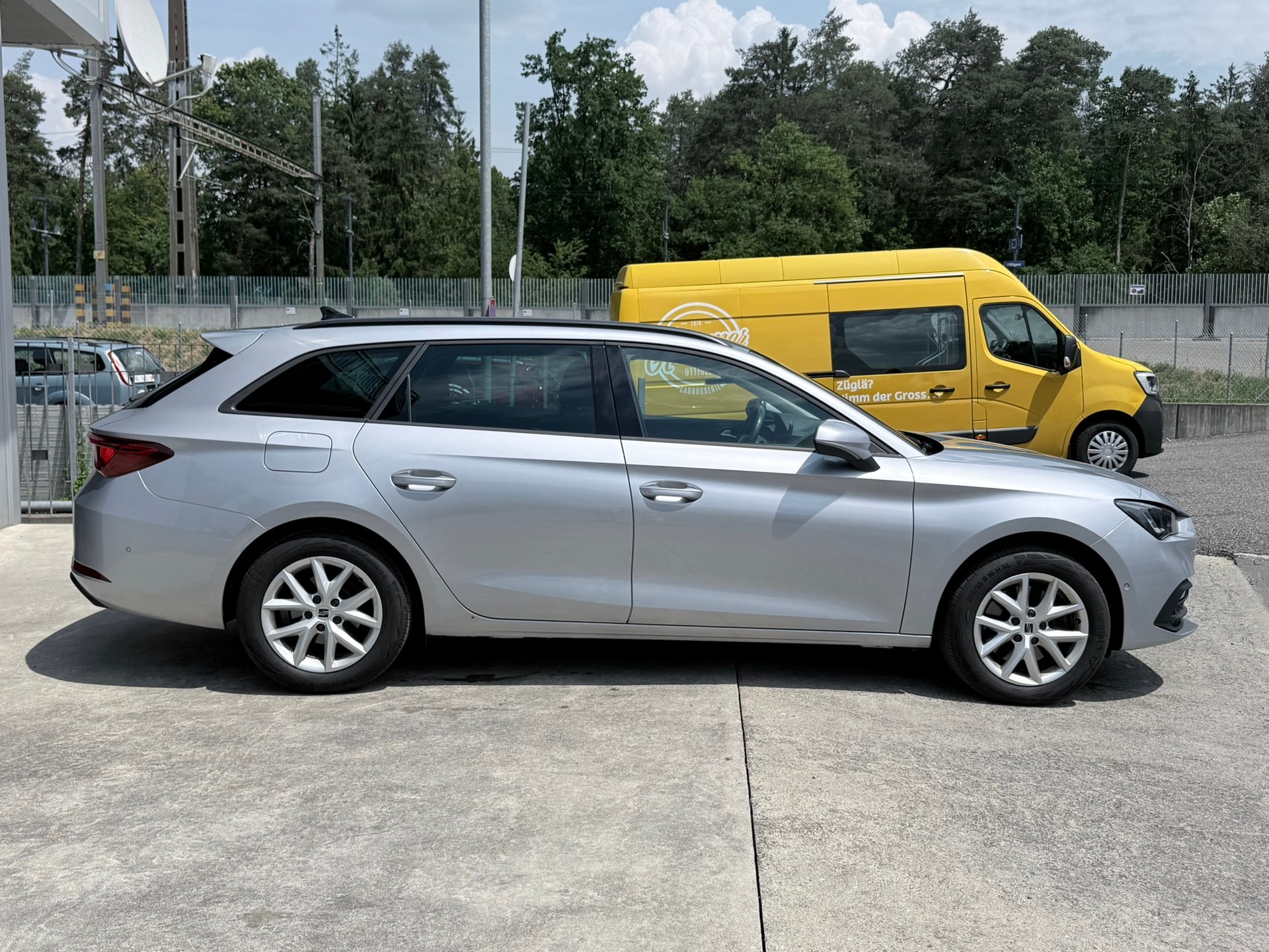 SEAT Leon ST 2.0 TDI EVO DSG Style-showroom-element-3