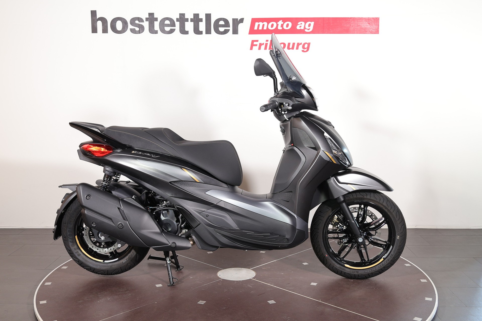 PIAGGIO Beverly 400 25th Anniversary-image-1