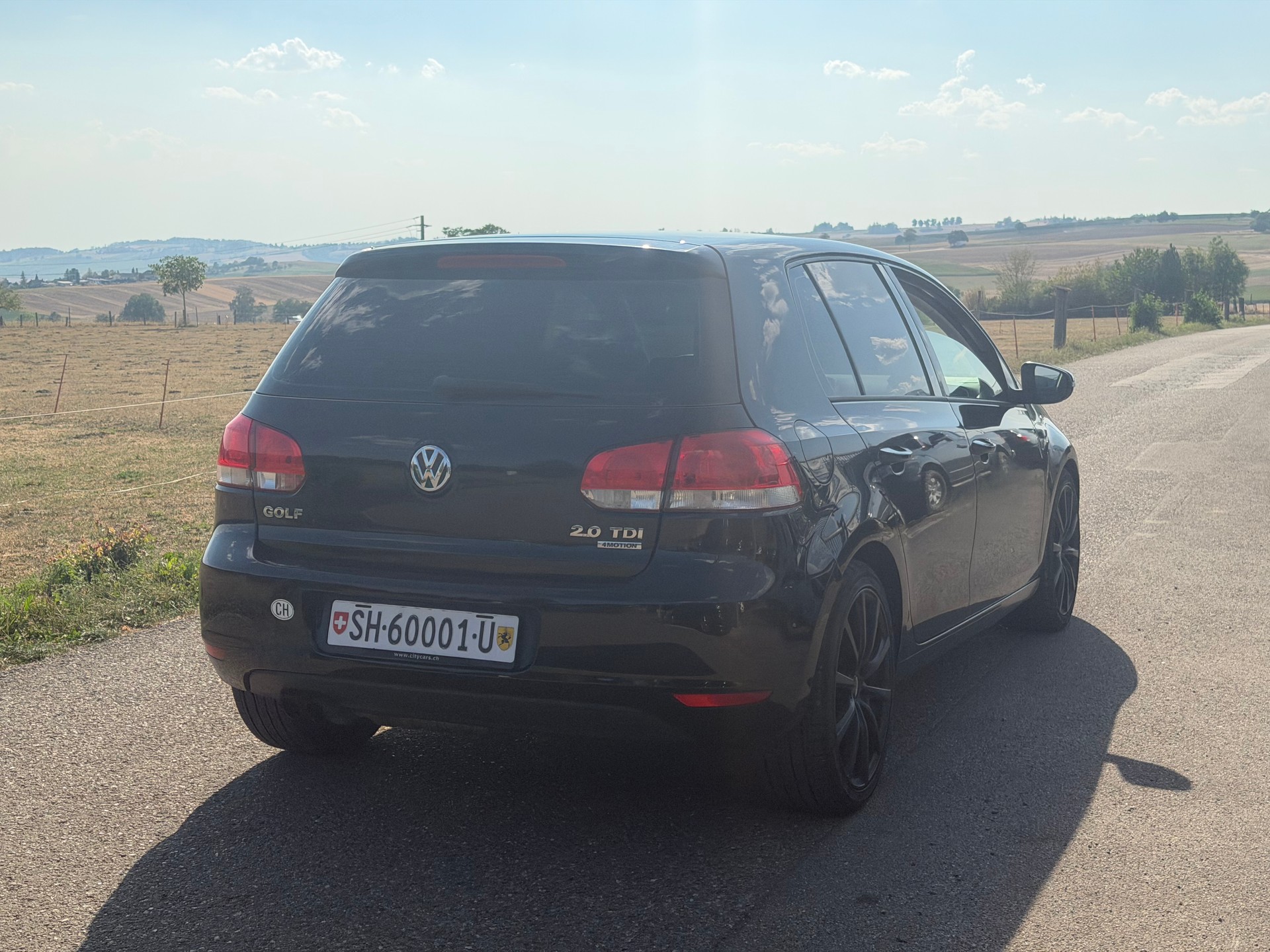 VW Golf 2.0 TDI Highline 4Motion-image-4