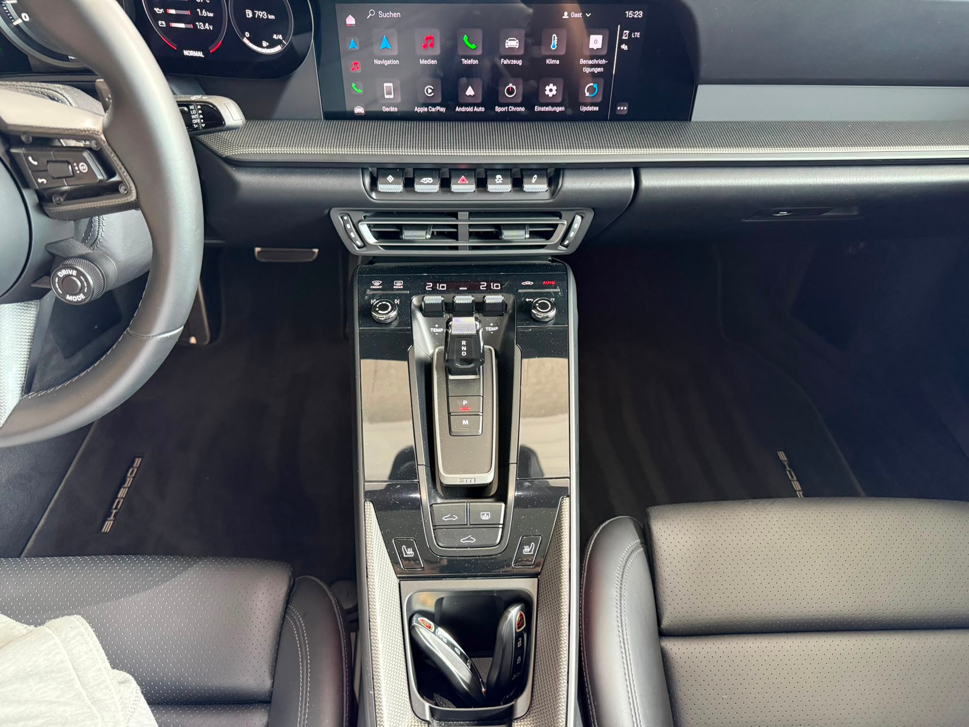 PORSCHE 911 992.1 Carrera GTS PDK mit Aerokit-image-9