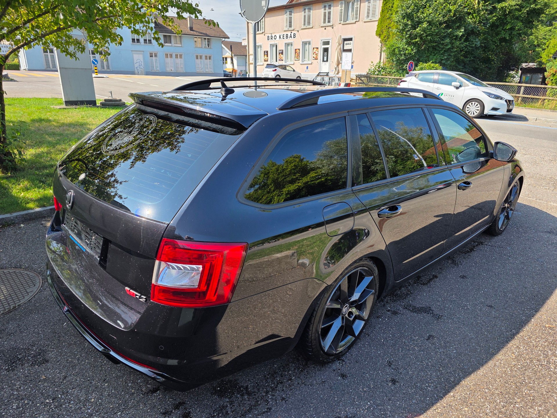 SKODA Octavia Combi 2.0 TSI RS DSG-showroom-element-1