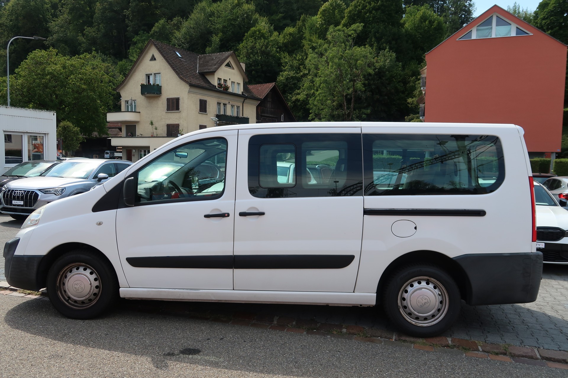 PEUGEOT Expert Tepee 2.0 HDi 9 PL Confort L2-image-6