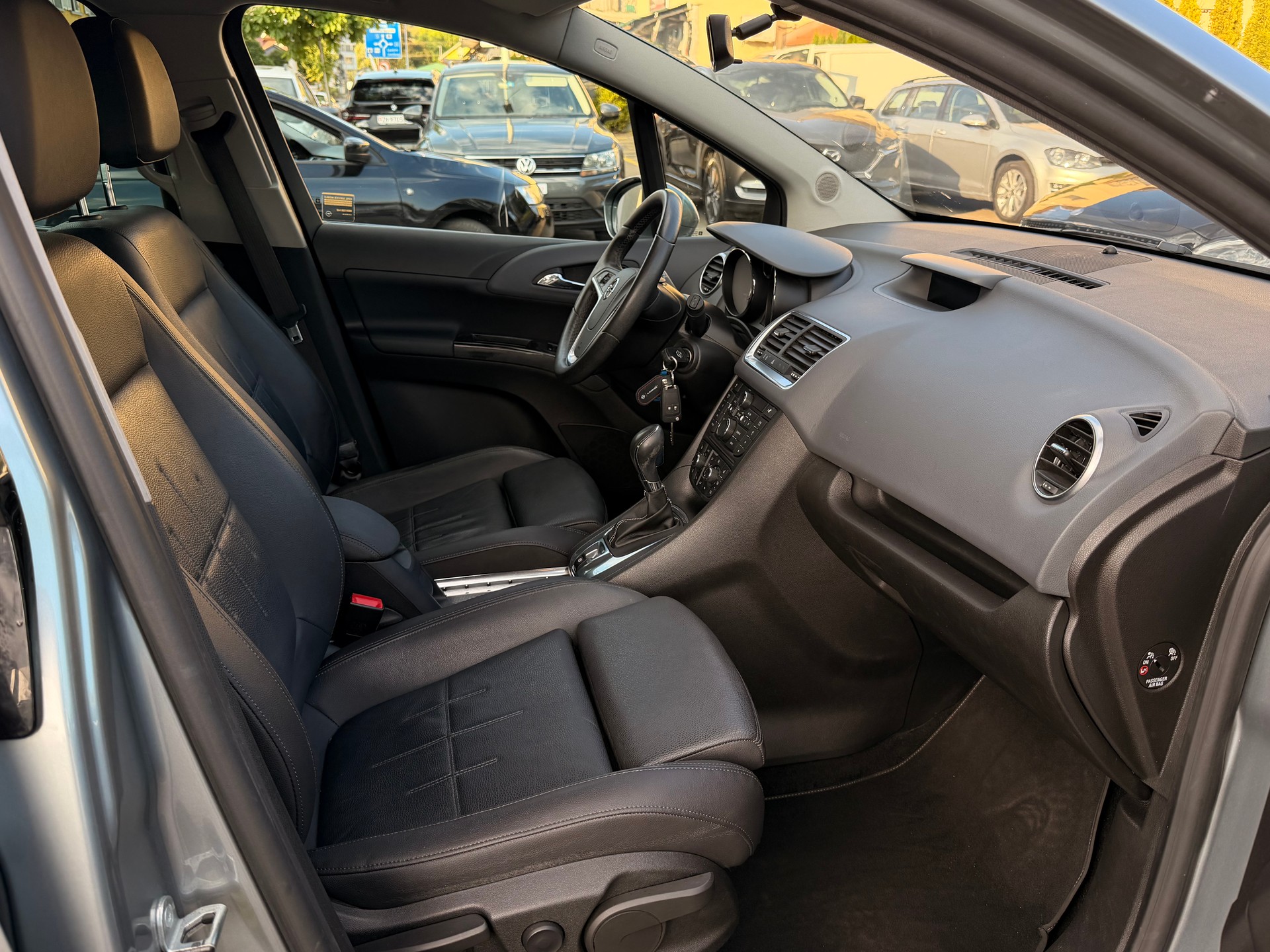 OPEL Meriva 1.4 Turbo Cosmo Automatic-image-13
