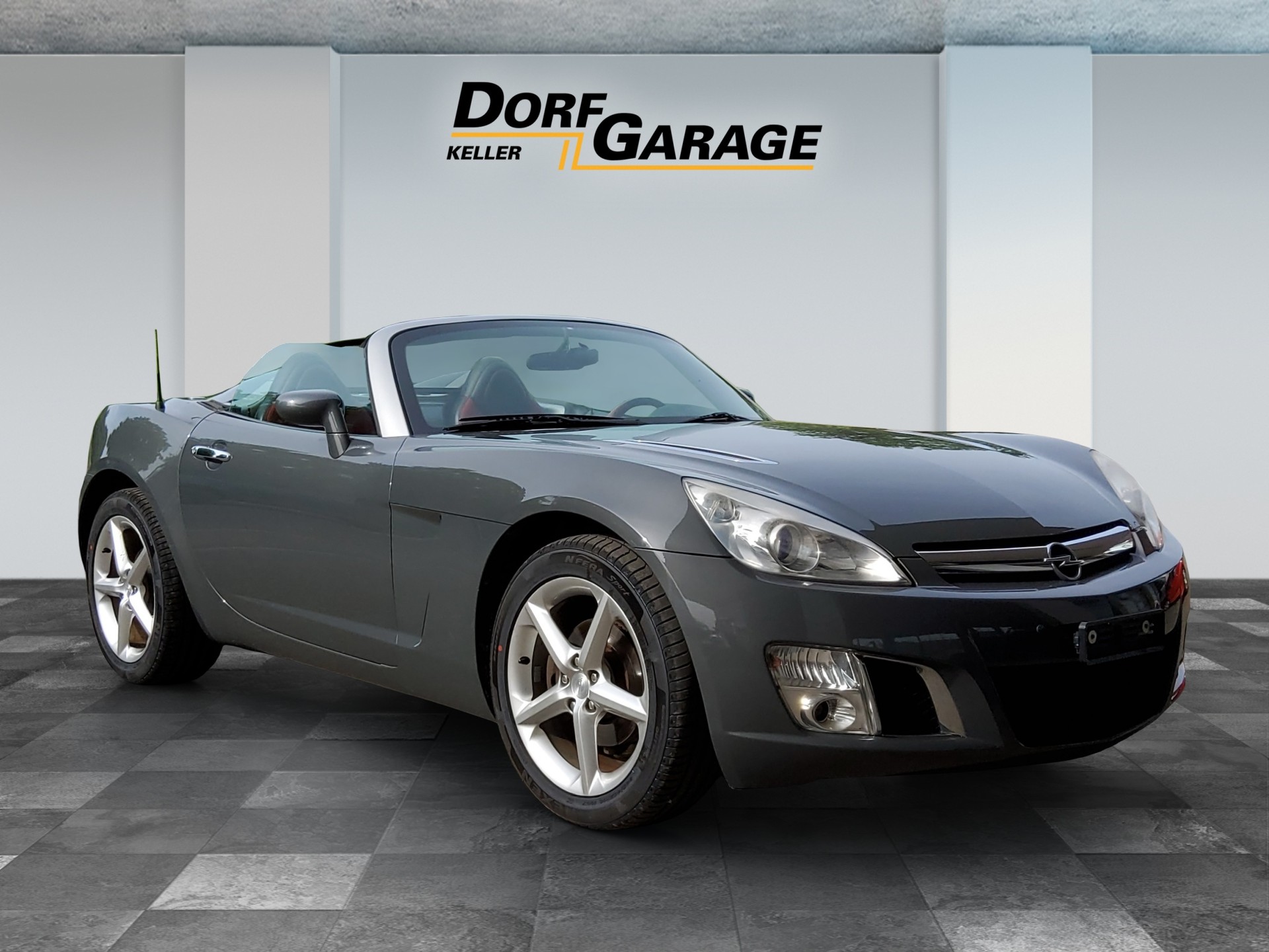 OPEL GT 2.0 Turbo-image-1