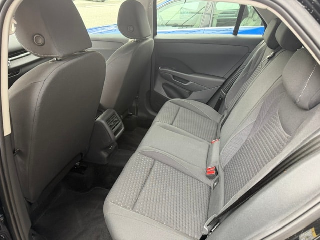 VW T-Roc 1.5 eTSI mHEV Trend DSG-image-6