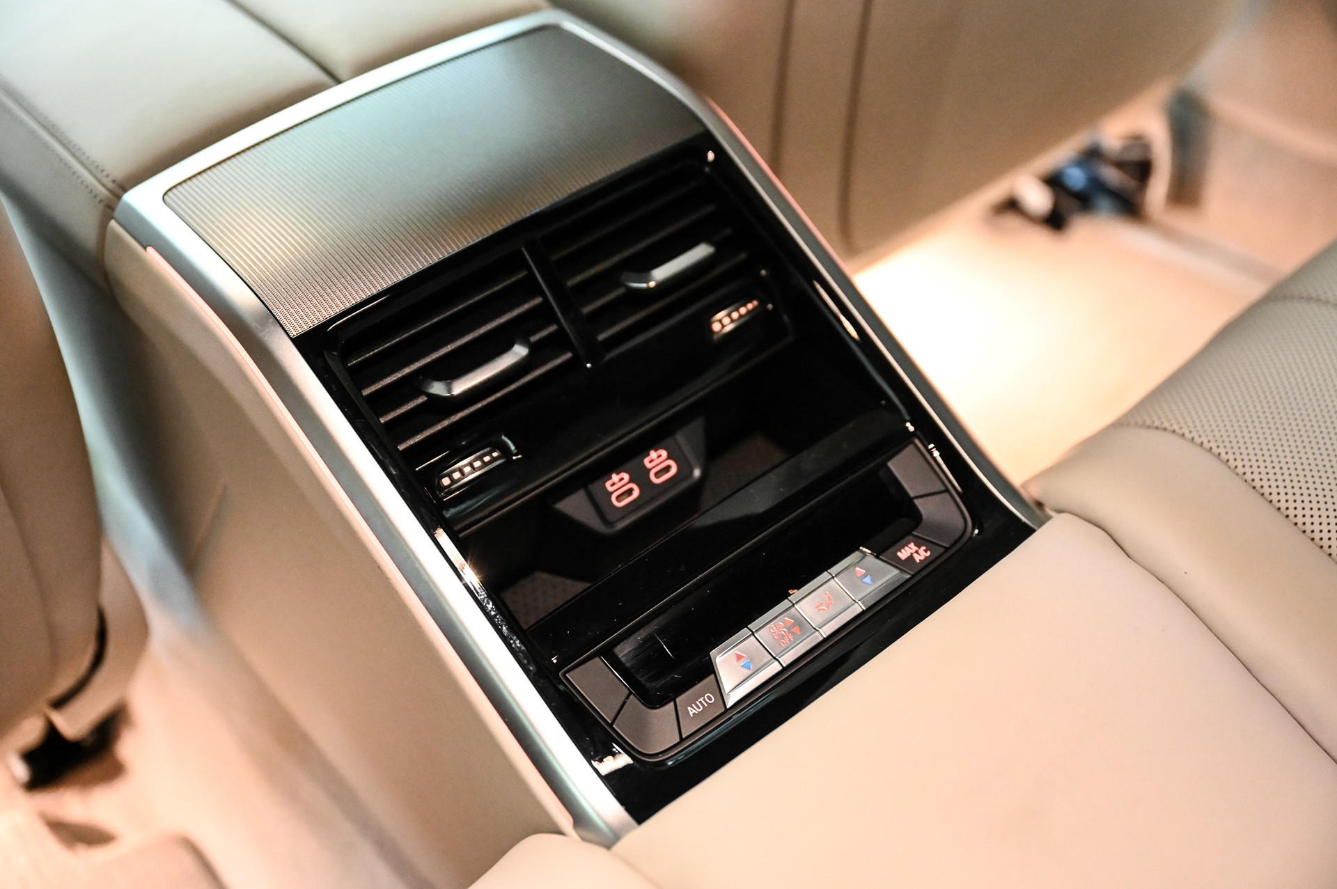 BMW 840d xDrive Gran Coupé M Sport Pro-image-31