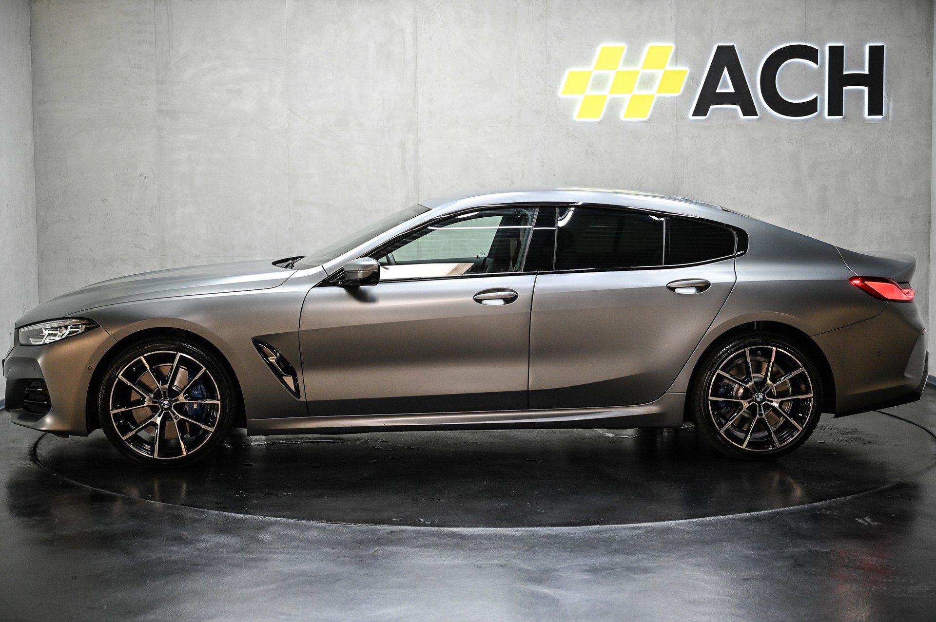 BMW 840d xDrive Gran Coupé M Sport Pro-showroom-element-3
