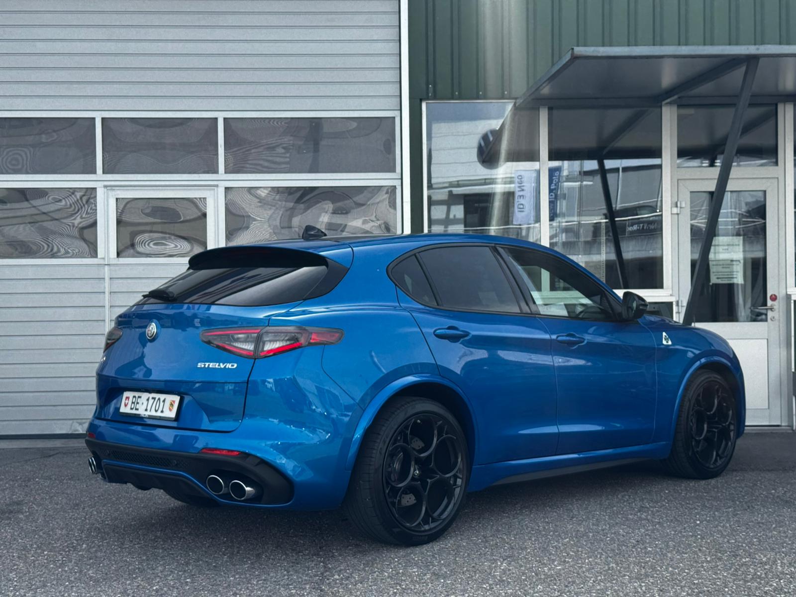 ALFA ROMEO Stelvio 2.9 V6 Quadrifoglio Sky 21 Zoll Q4-image-4
