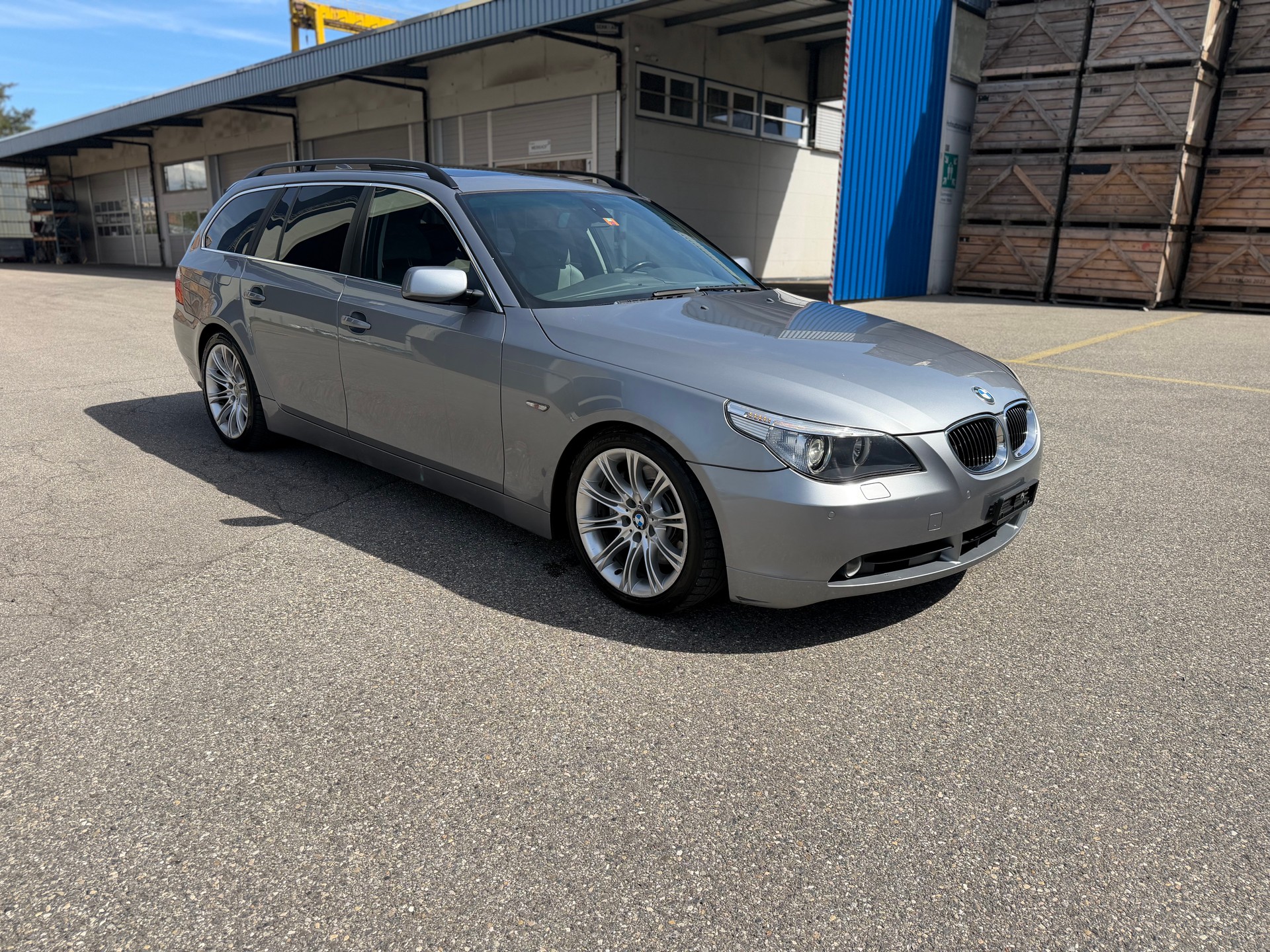 BMW 545i Touring