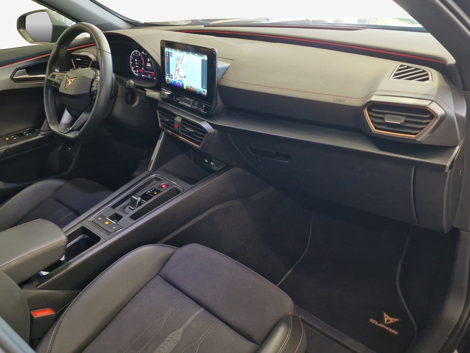 CUPRA Formentor 2.0TSI 4Drive Inicio DSG-image-13