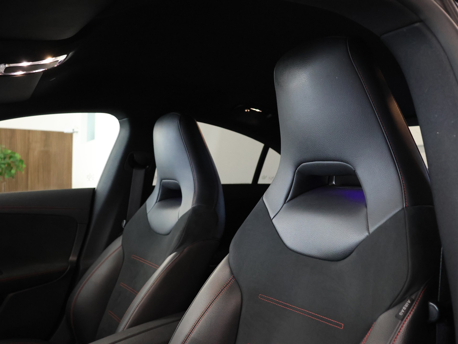 MERCEDES-BENZ CLA 220 AMG Line 7G-DCT *NIGHT-PAKET*-image-13