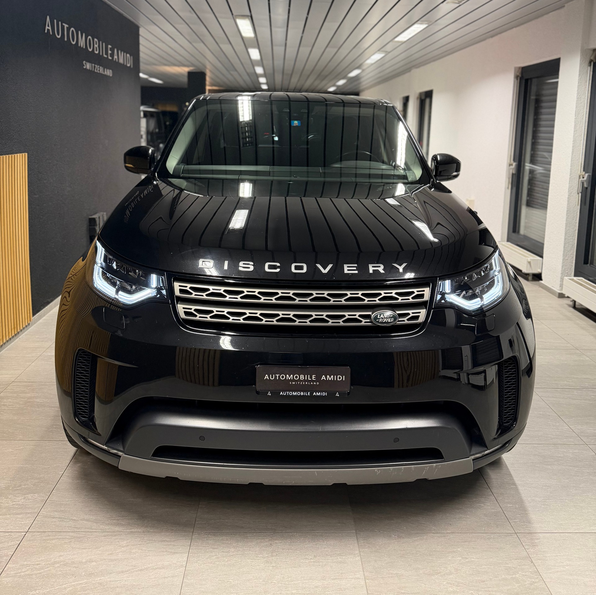 LAND ROVER Discovery 3.0 SDV6 HSE Luxury Automatic, 36 Monate / 60‘000km GRATIS-SERVICE!-showroom-element-1
