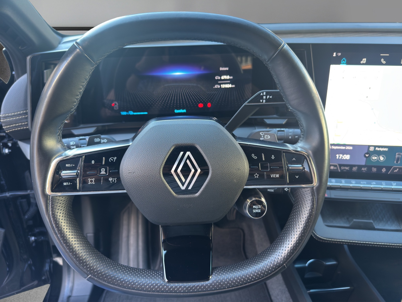 RENAULT Mégane E-TECH EV60 Iconic-image-6