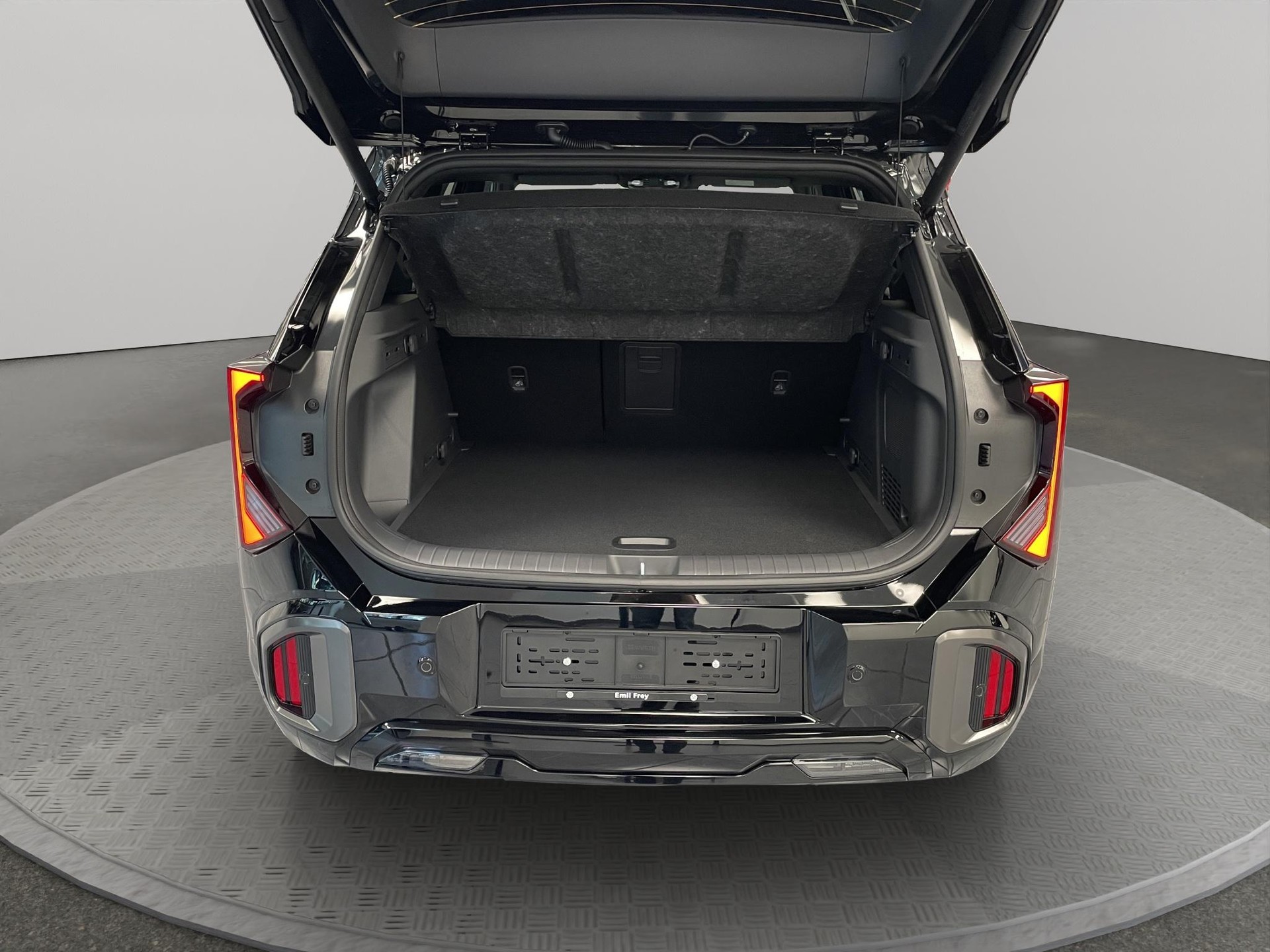 KIA Seltos 1.6 T-GDi X-Line-image-14