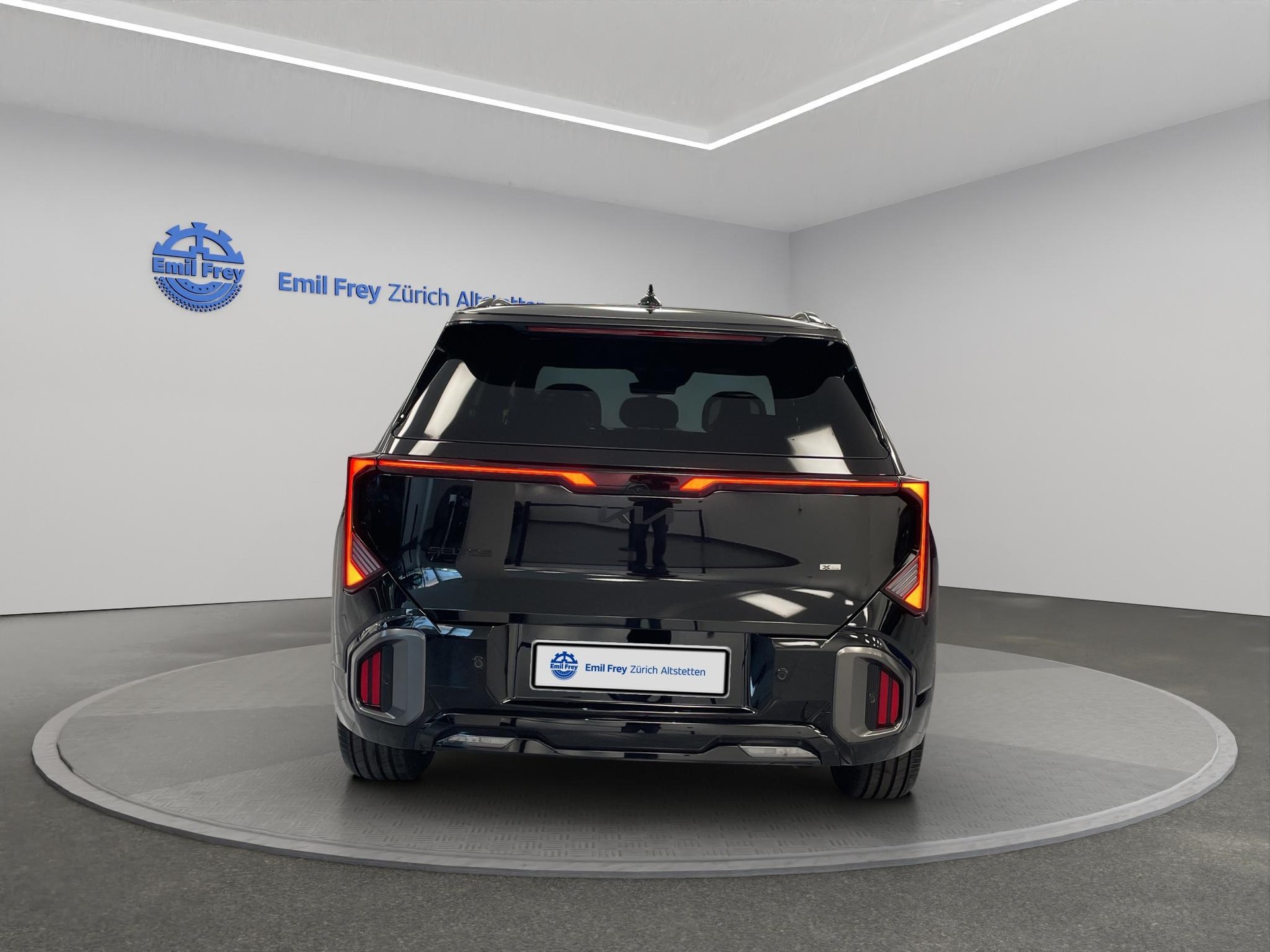 KIA Seltos 1.6 T-GDi X-Line-showroom-element-3