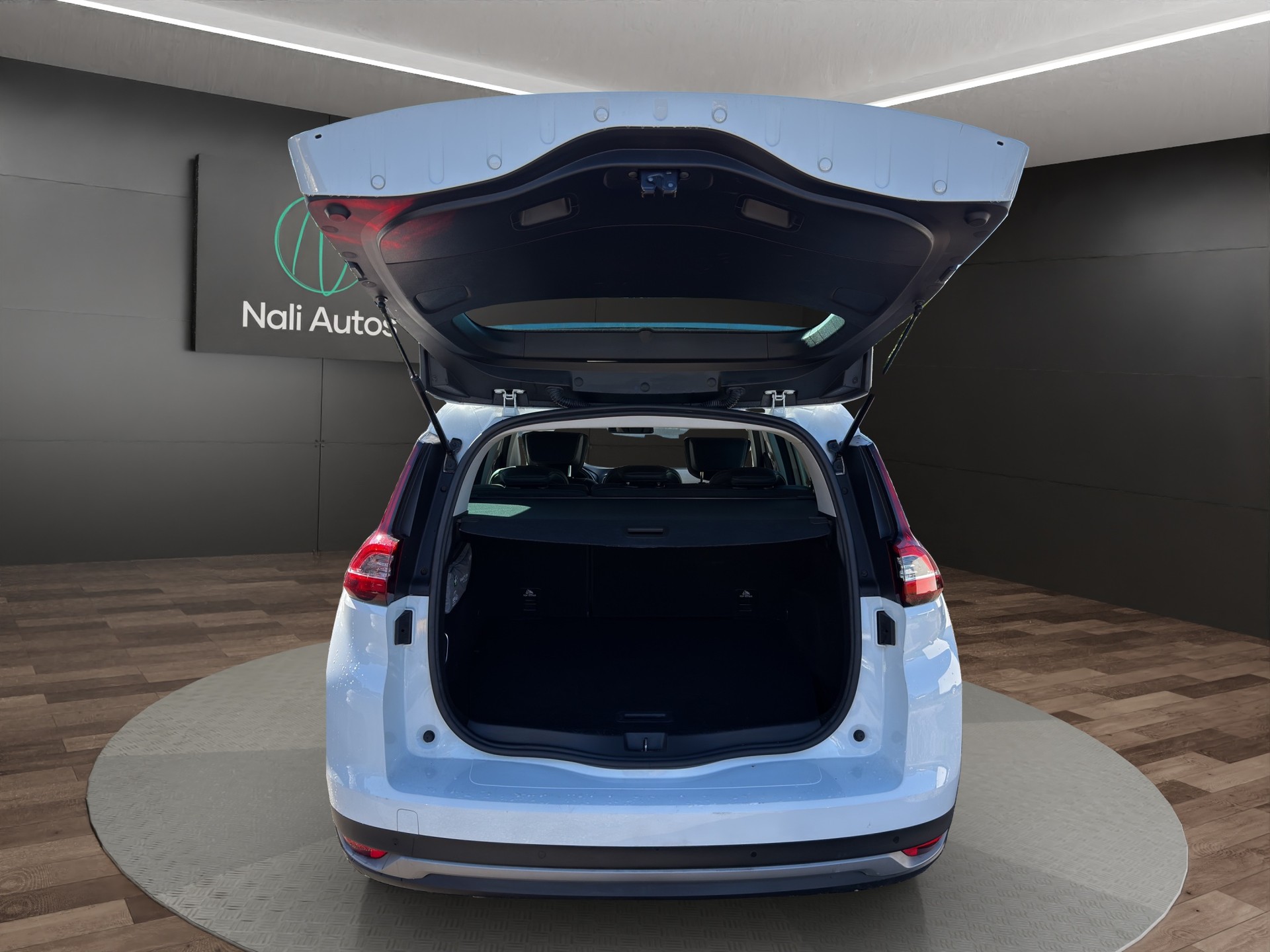 RENAULT Grand Scénic 1.3 16V Intens Pack Advantage EDC-image-11