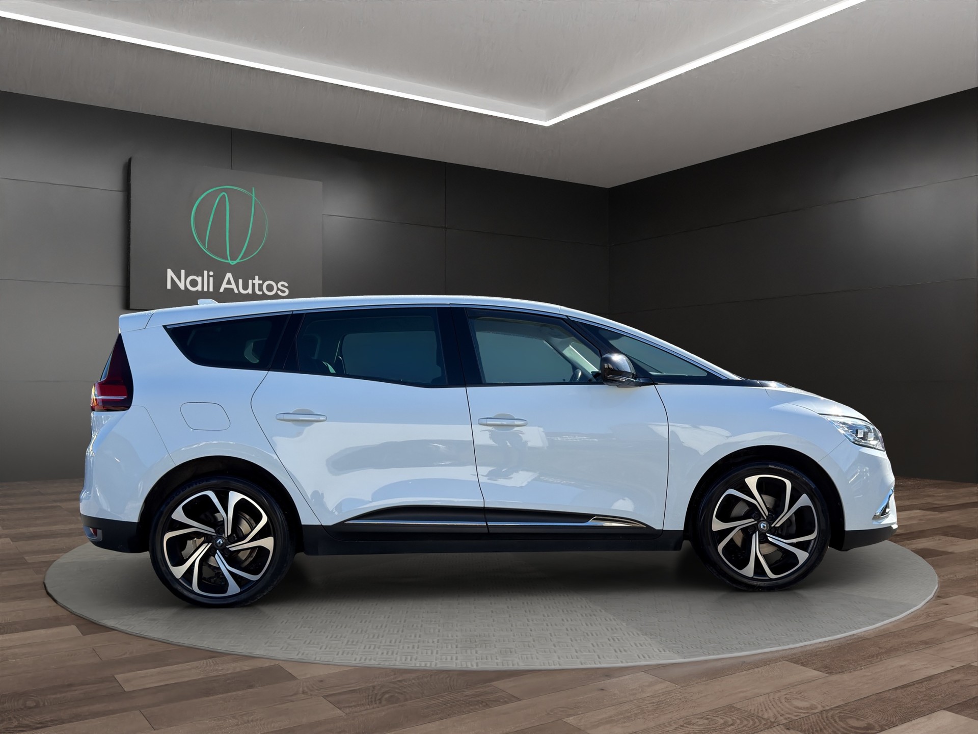 RENAULT Grand Scénic 1.3 16V Intens Pack Advantage EDC-image-5