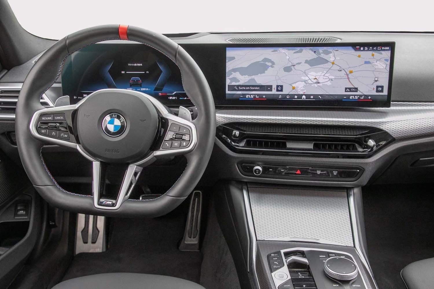 BMW M340i xDrive 48V Touring Steptronic-showroom-element-3